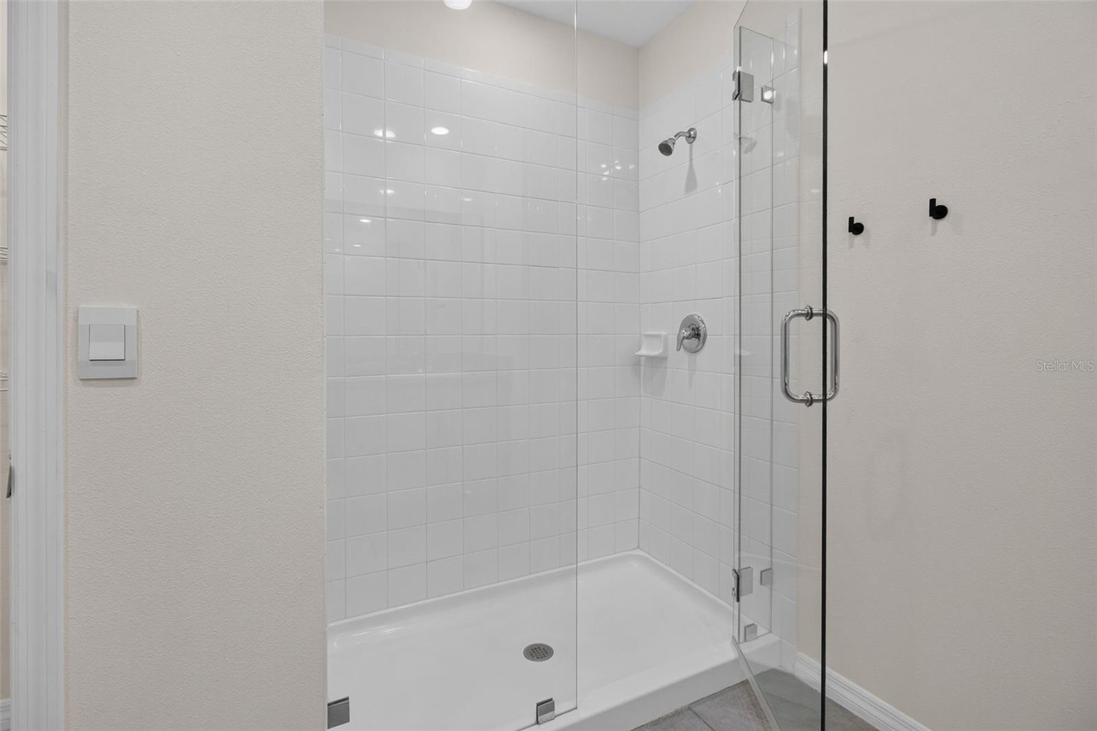 8358 HARDY BAY LOOP — photo 26