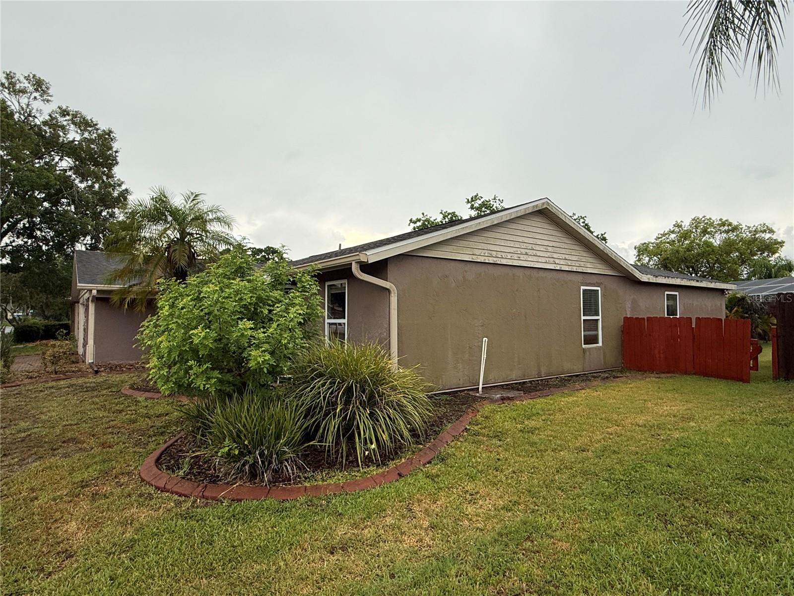 5521 REDHAWK DR — photo 2