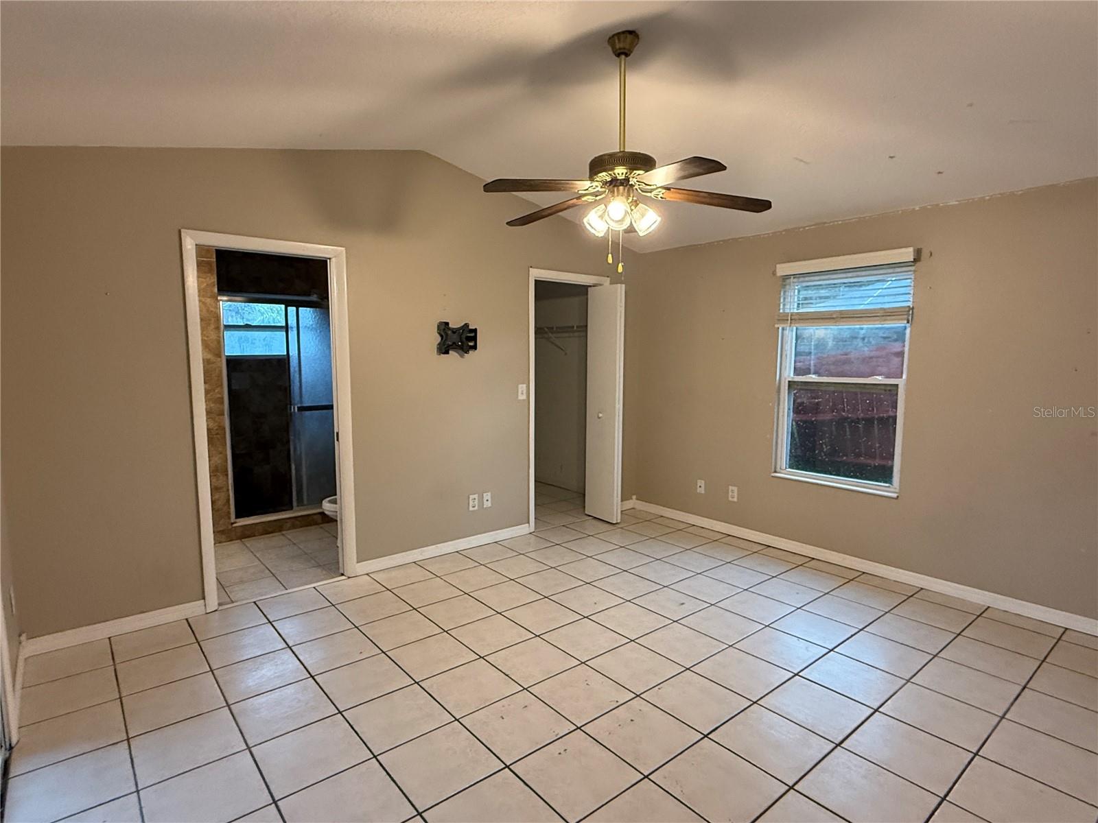 5521 REDHAWK DR — photo 26