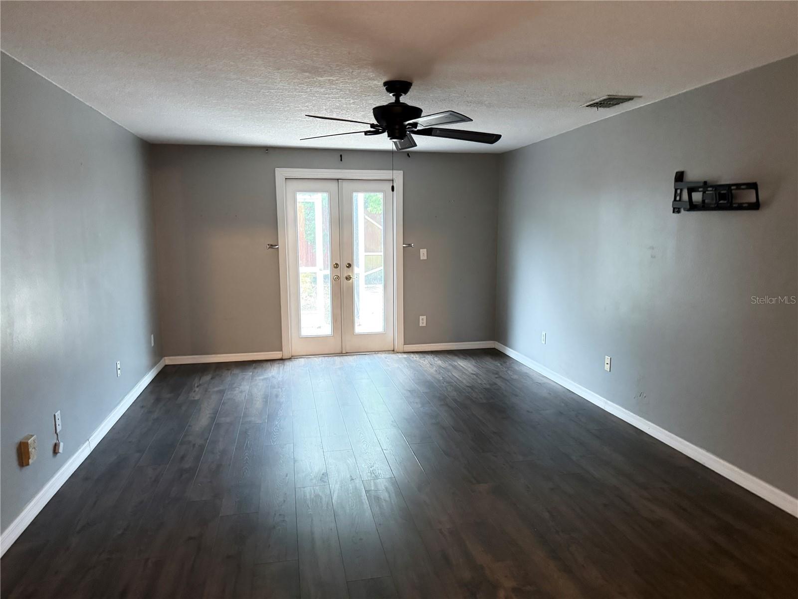 5521 REDHAWK DR — photo 15