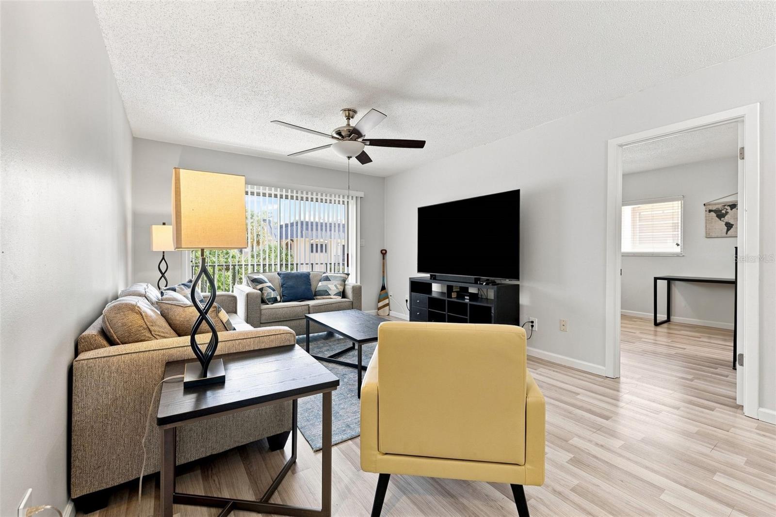 4606 W GRAY ST #301 — photo 5