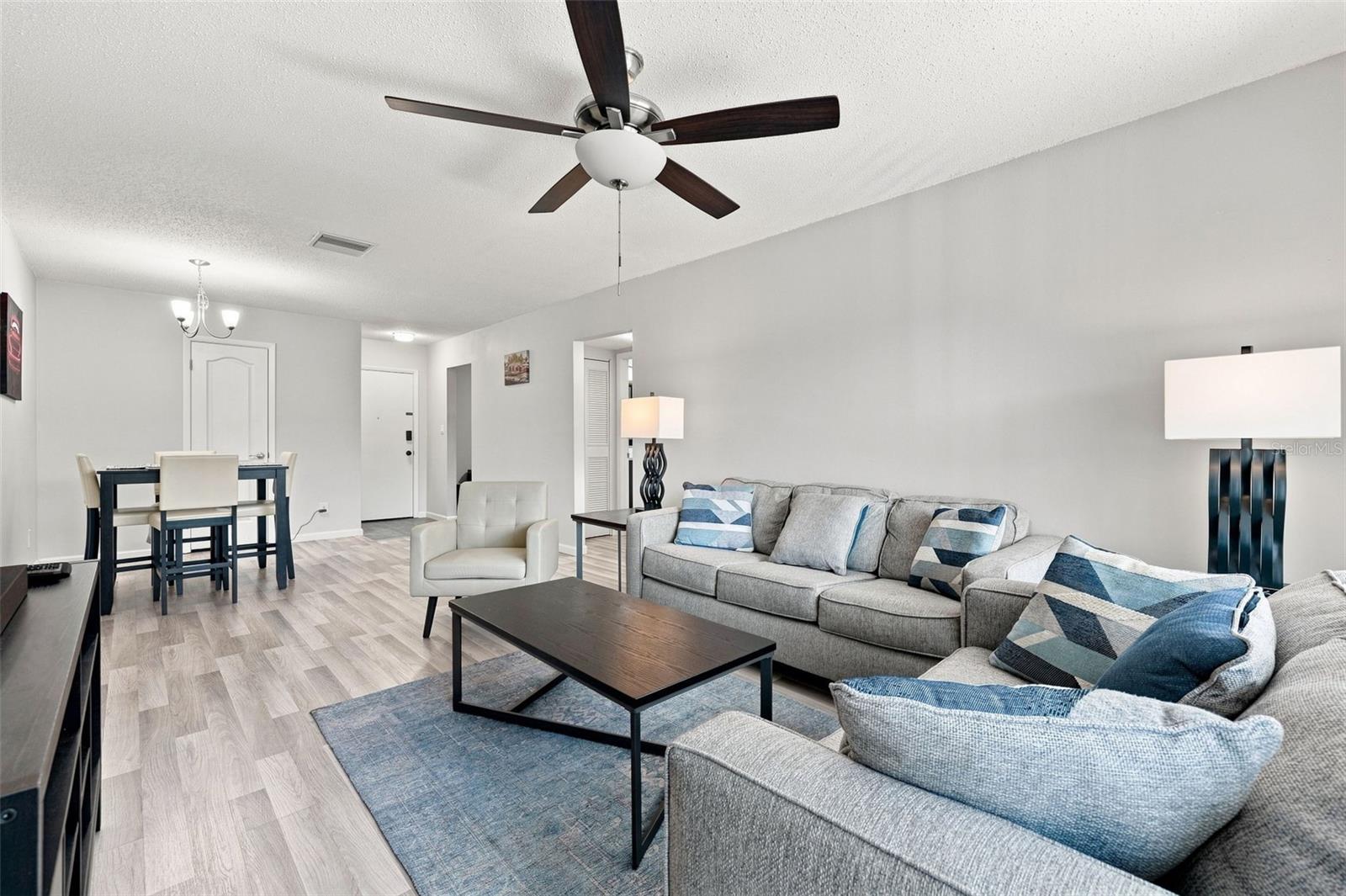 4606 W GRAY ST #301 — photo 7