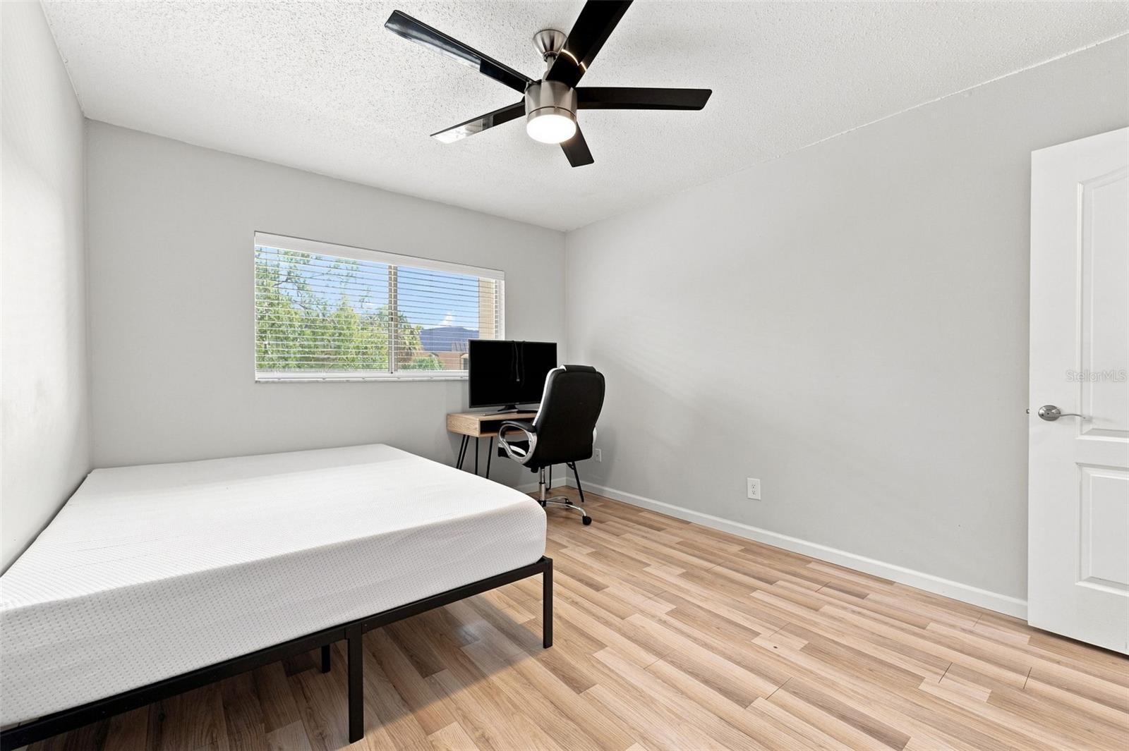 4606 W GRAY ST #301 — photo 15