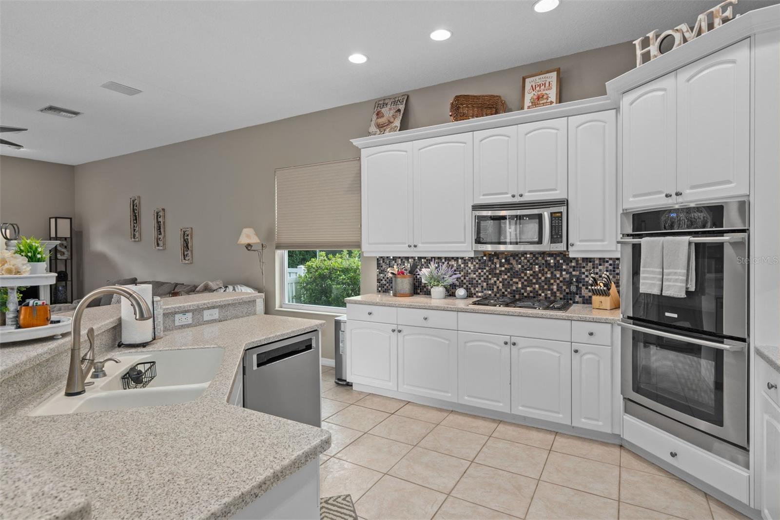 2313 EDELWEISS LOOP — photo 14