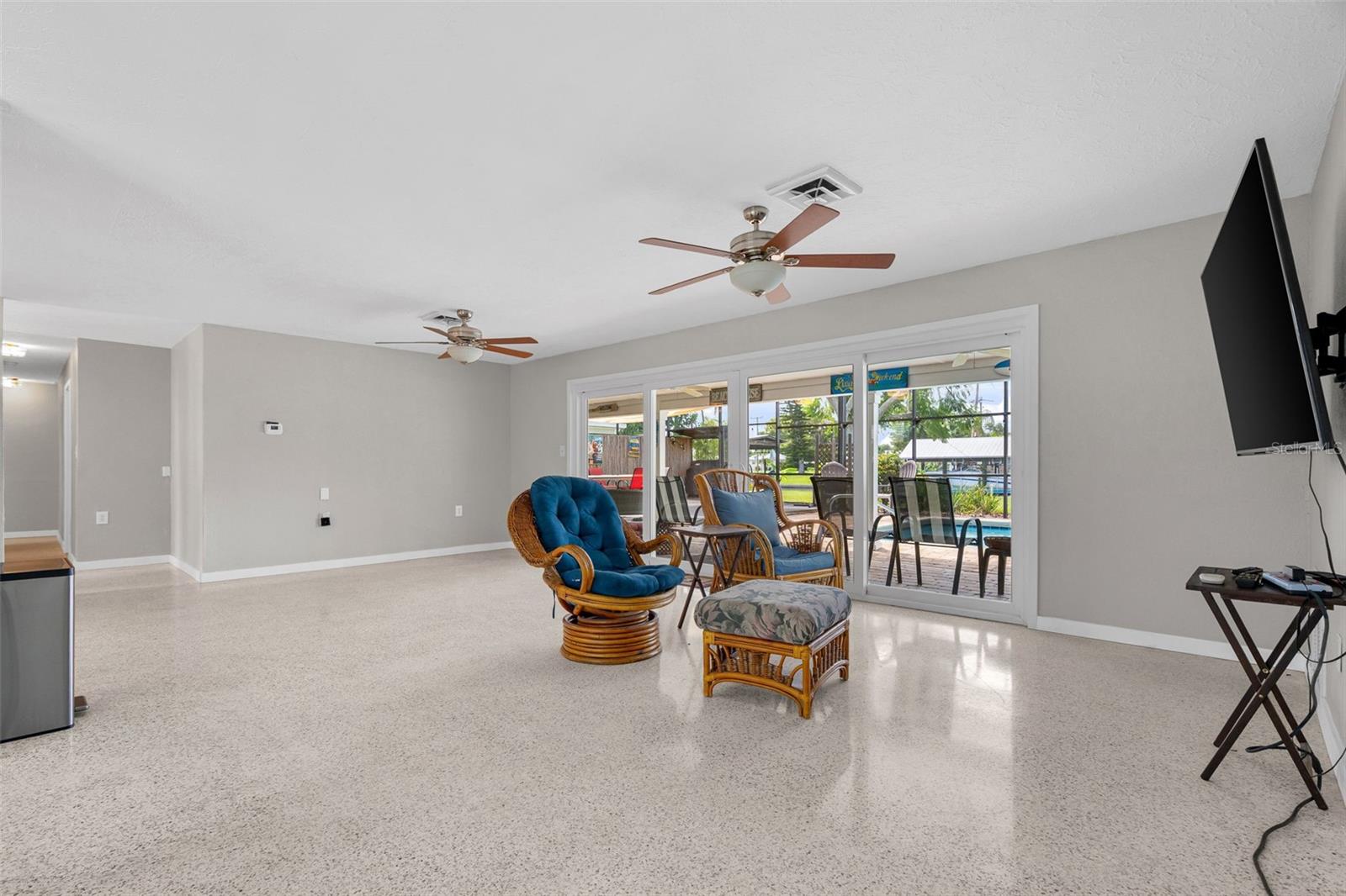 4331 POMPANO LN — photo 14
