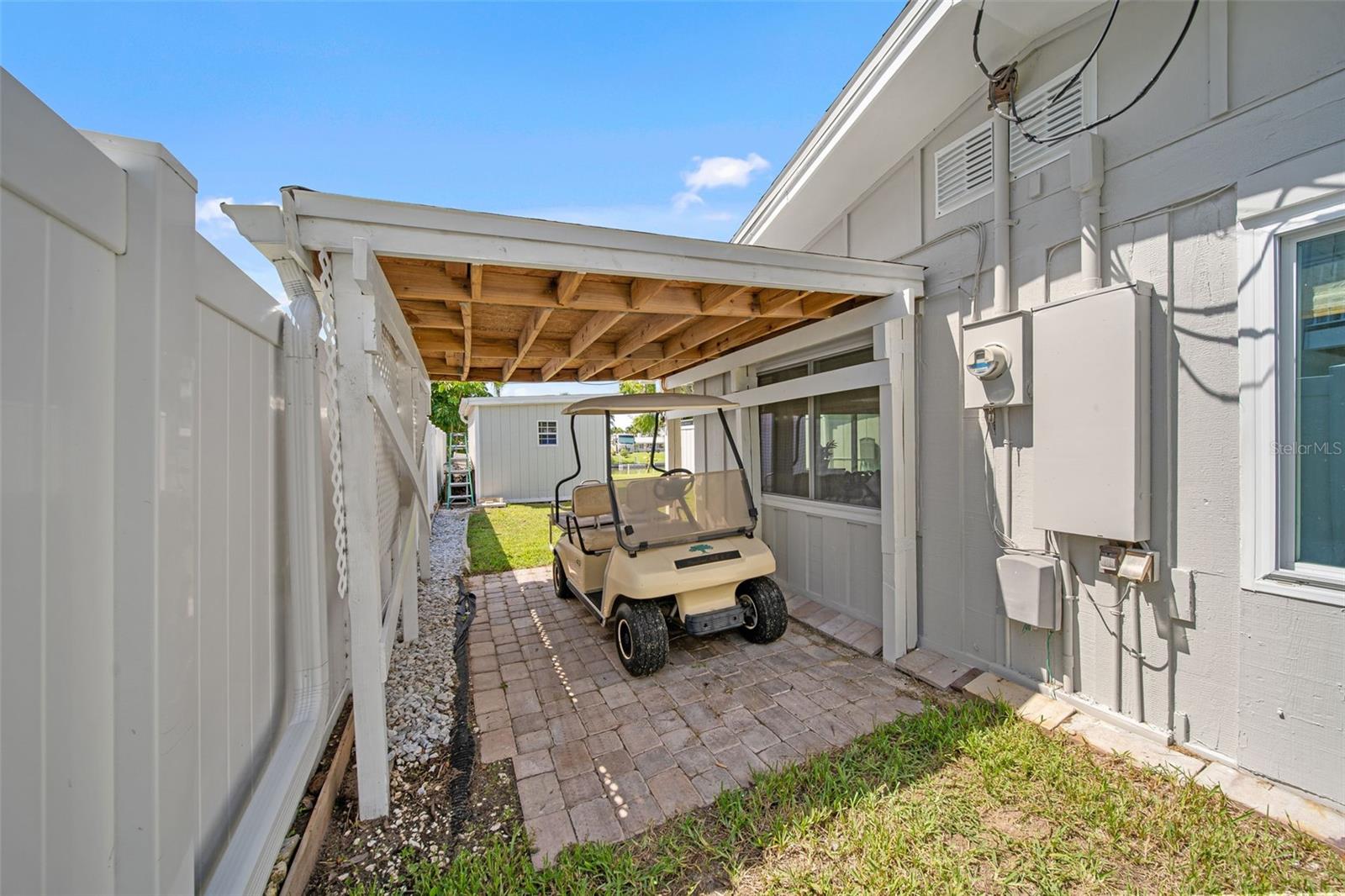 4331 POMPANO LN — photo 52
