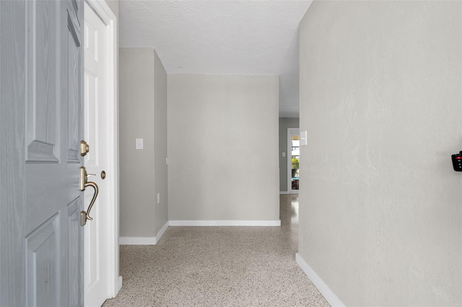 4331 POMPANO LN — photo 5