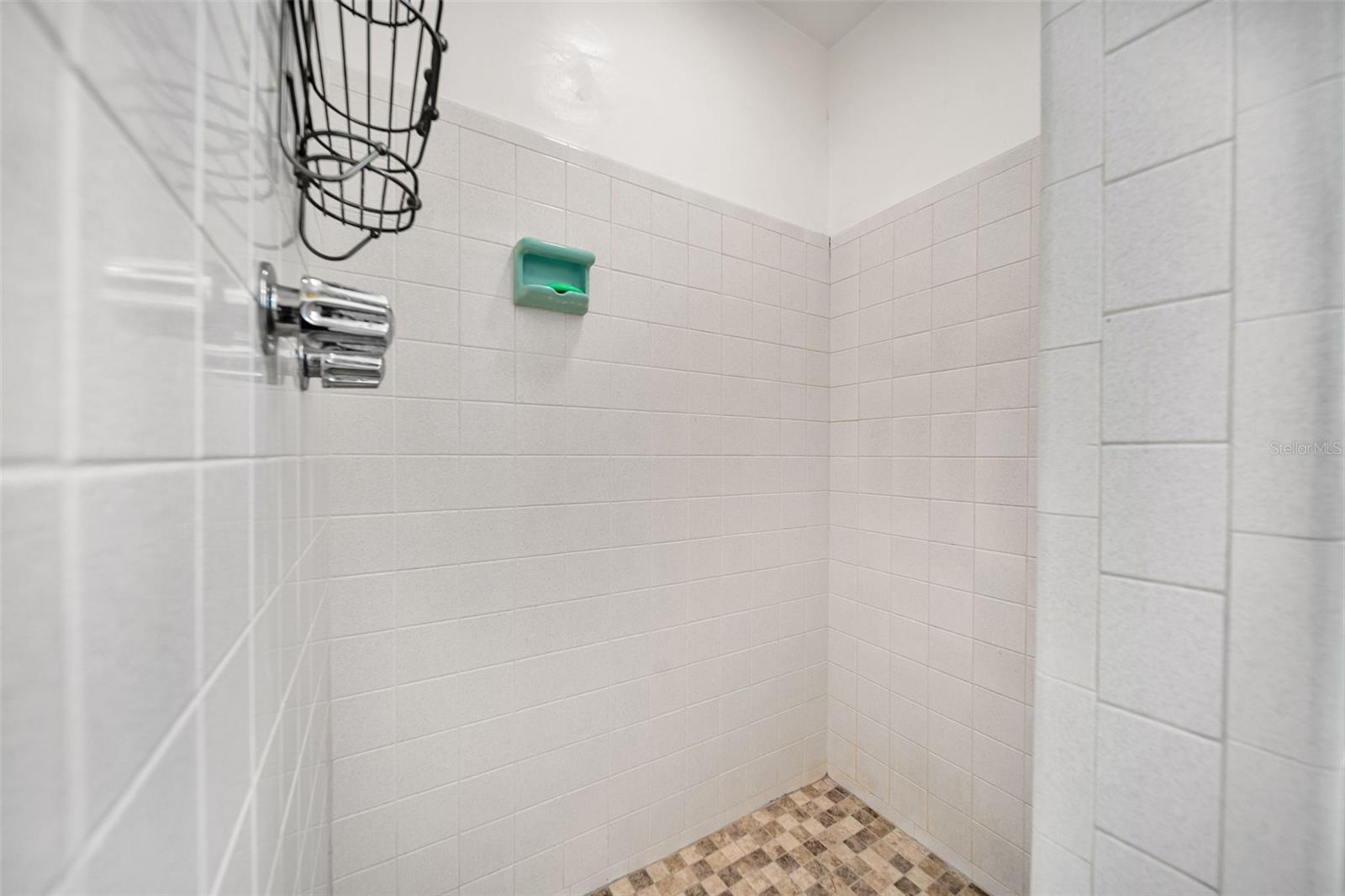 4331 POMPANO LN — photo 23