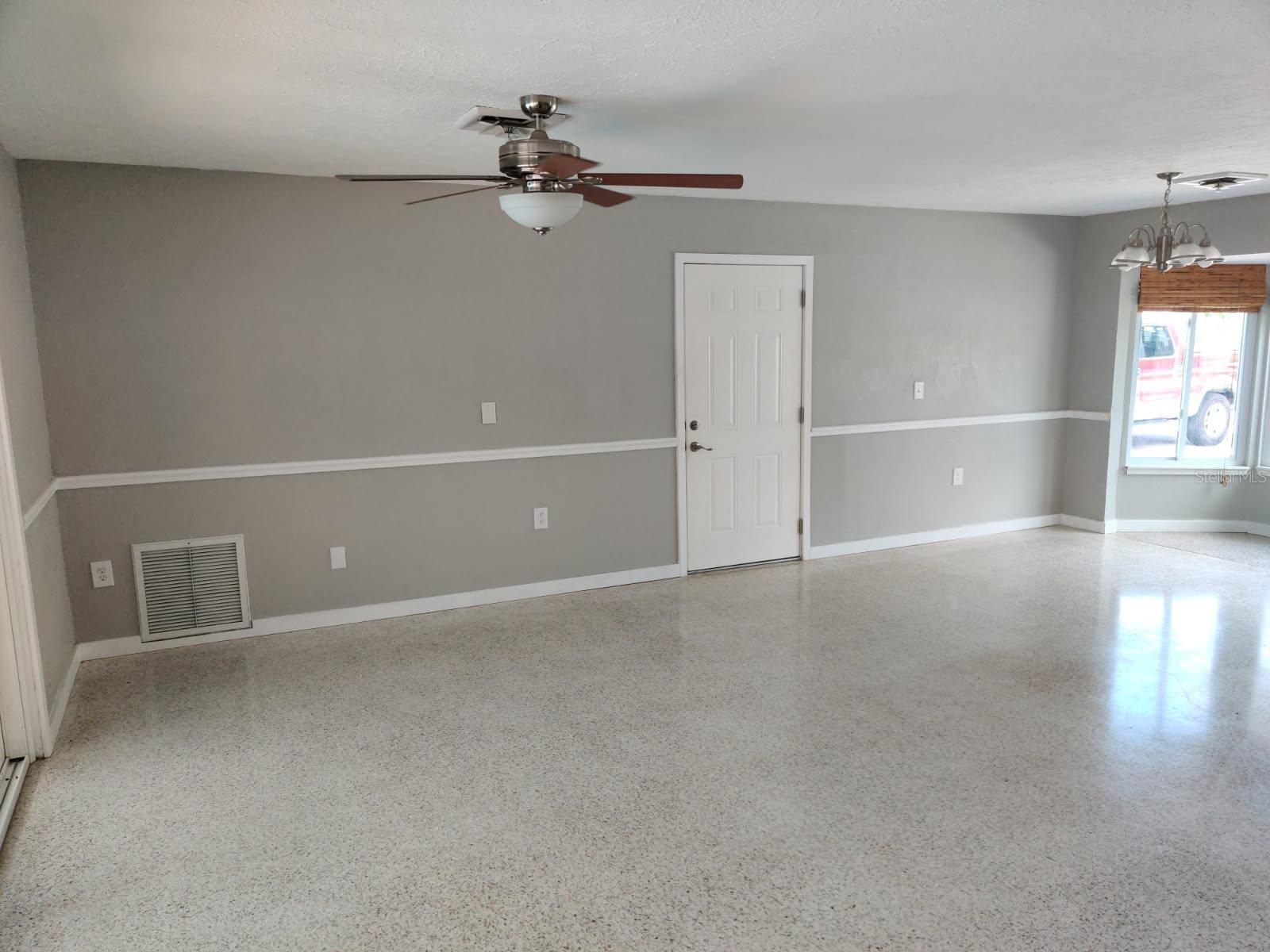 4331 POMPANO LN — photo 6