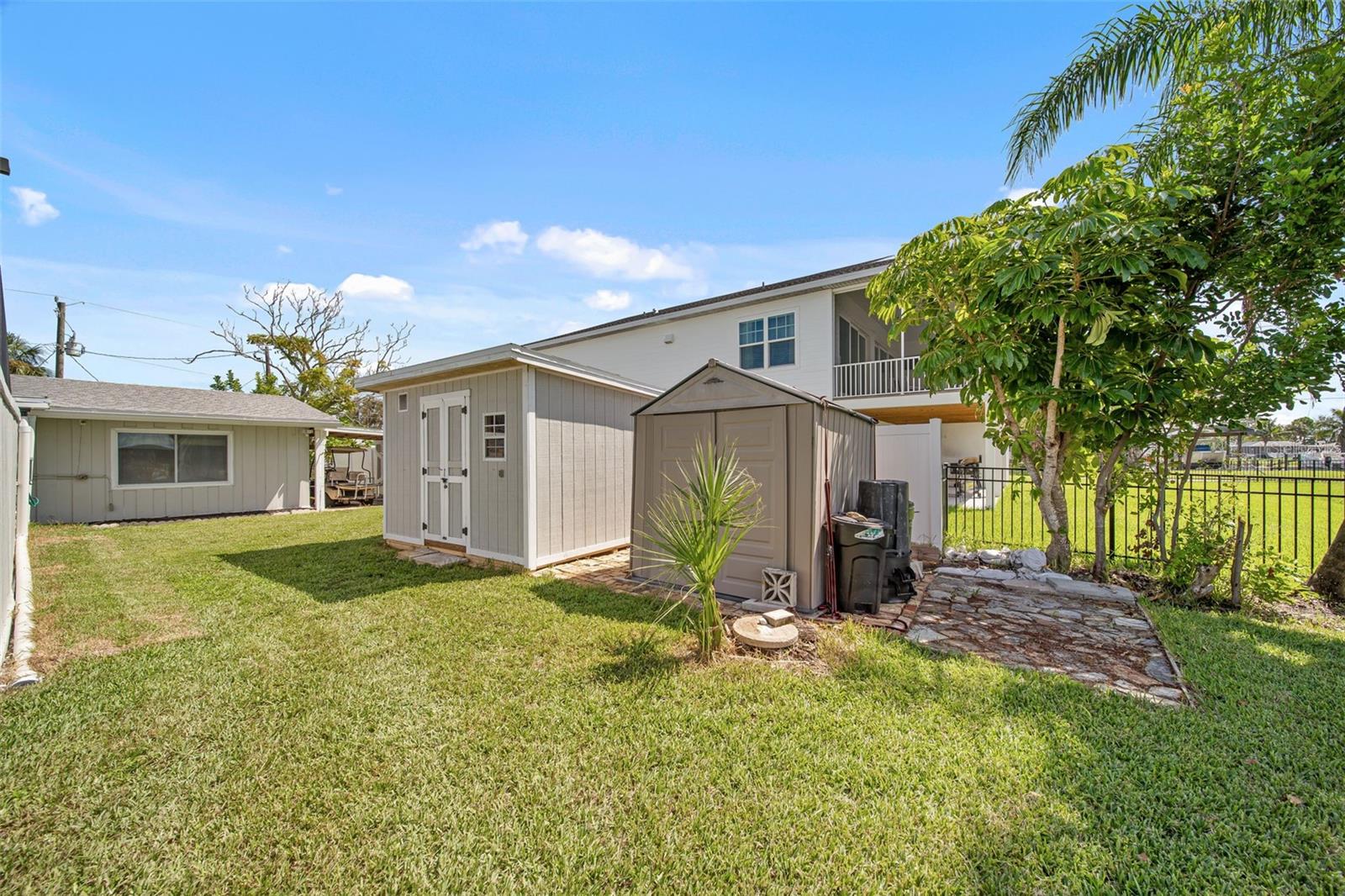 4331 POMPANO LN — photo 50