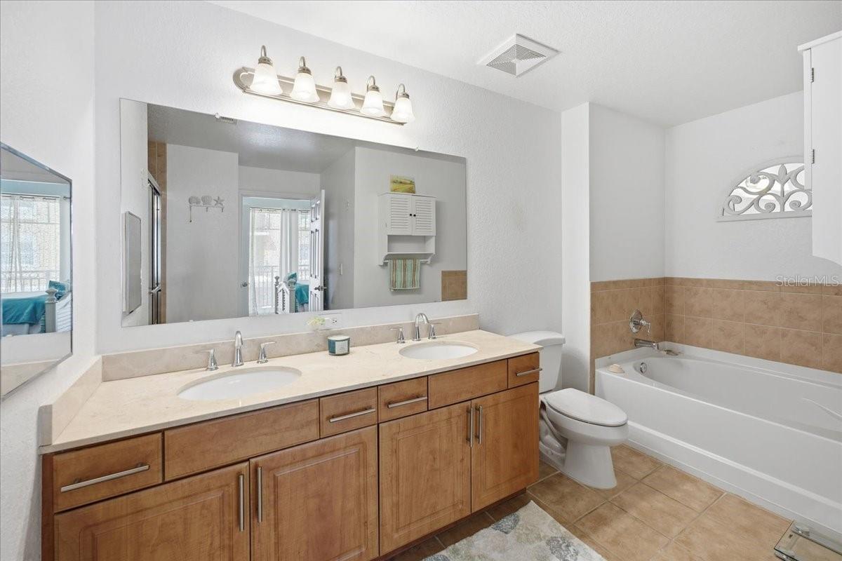 1064 N TAMIAMI TRL #1206 — photo 24