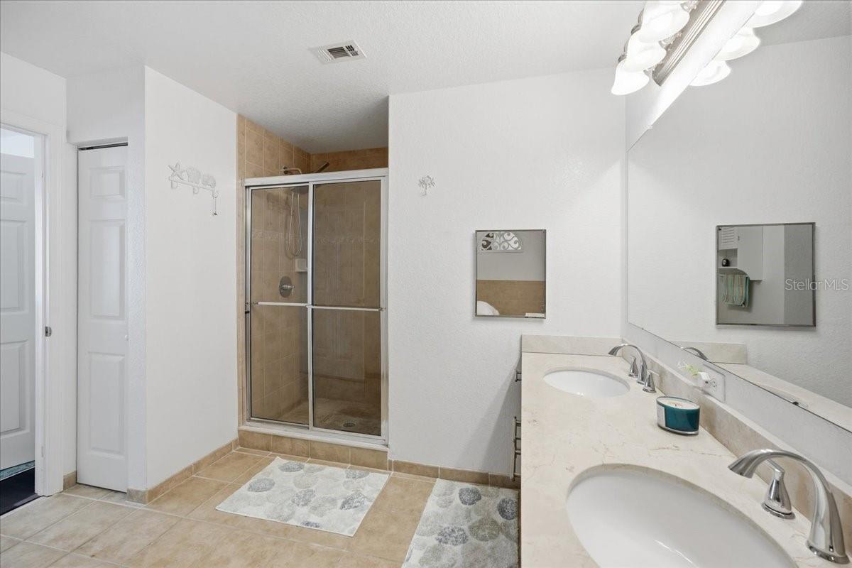 1064 N TAMIAMI TRL #1206 — photo 22