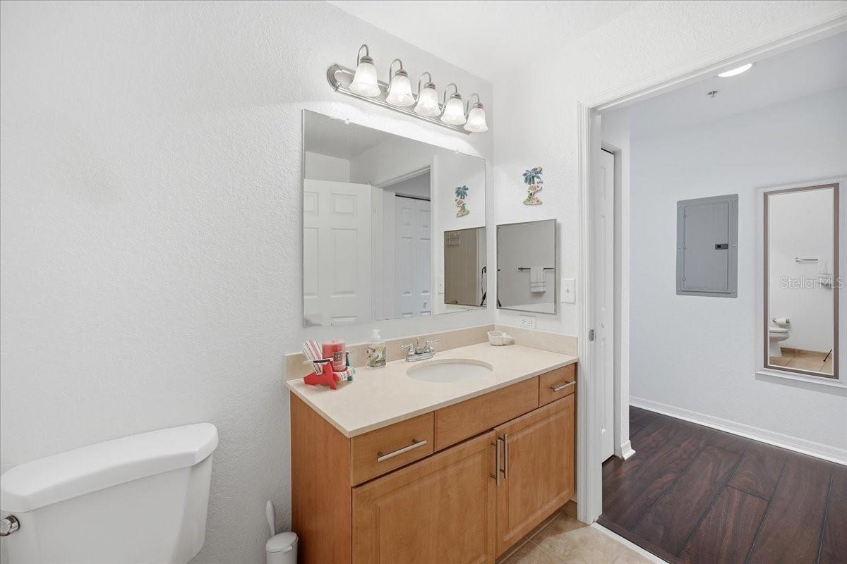 1064 N TAMIAMI TRL #1206 — photo 35