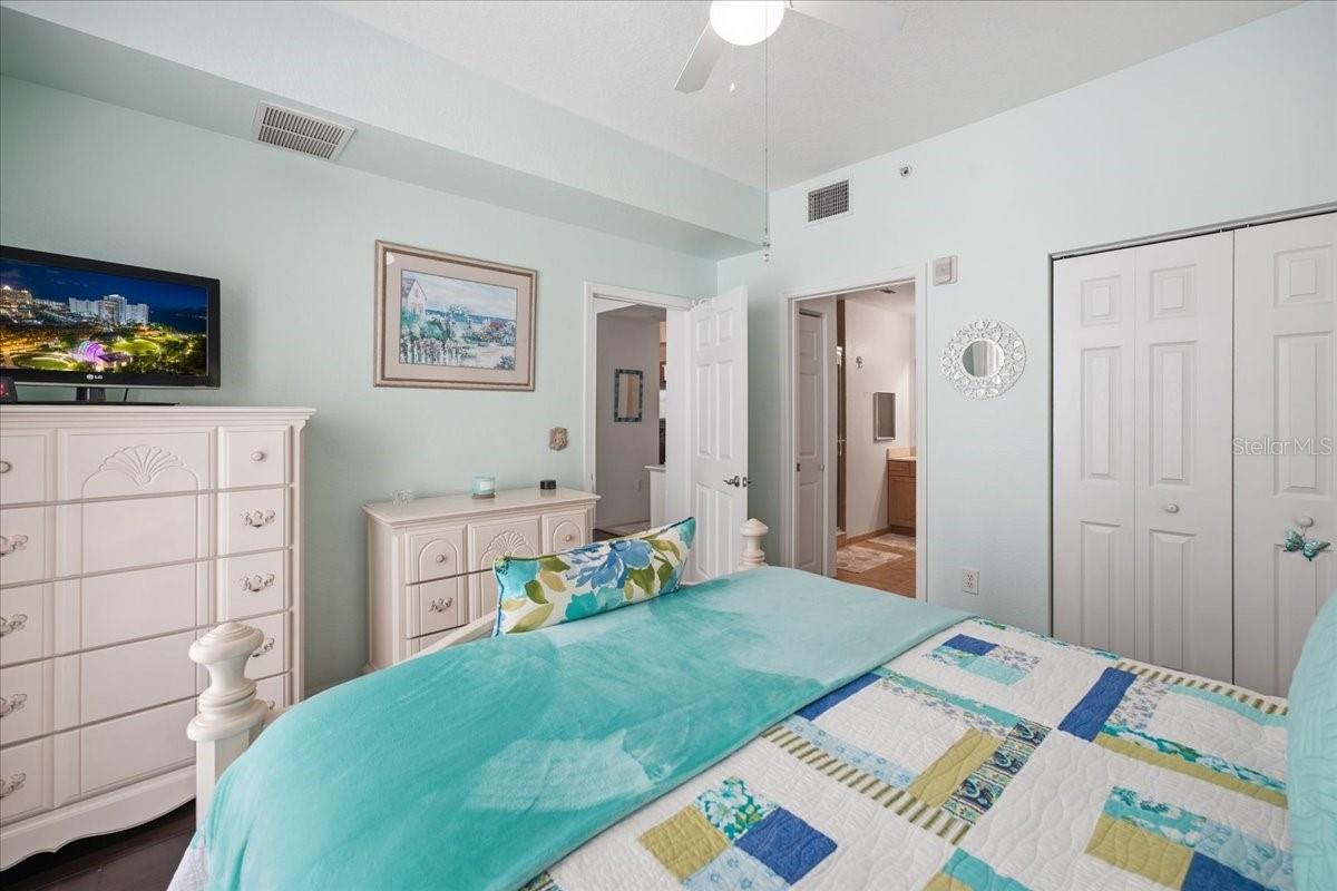 1064 N TAMIAMI TRL #1206 — photo 25