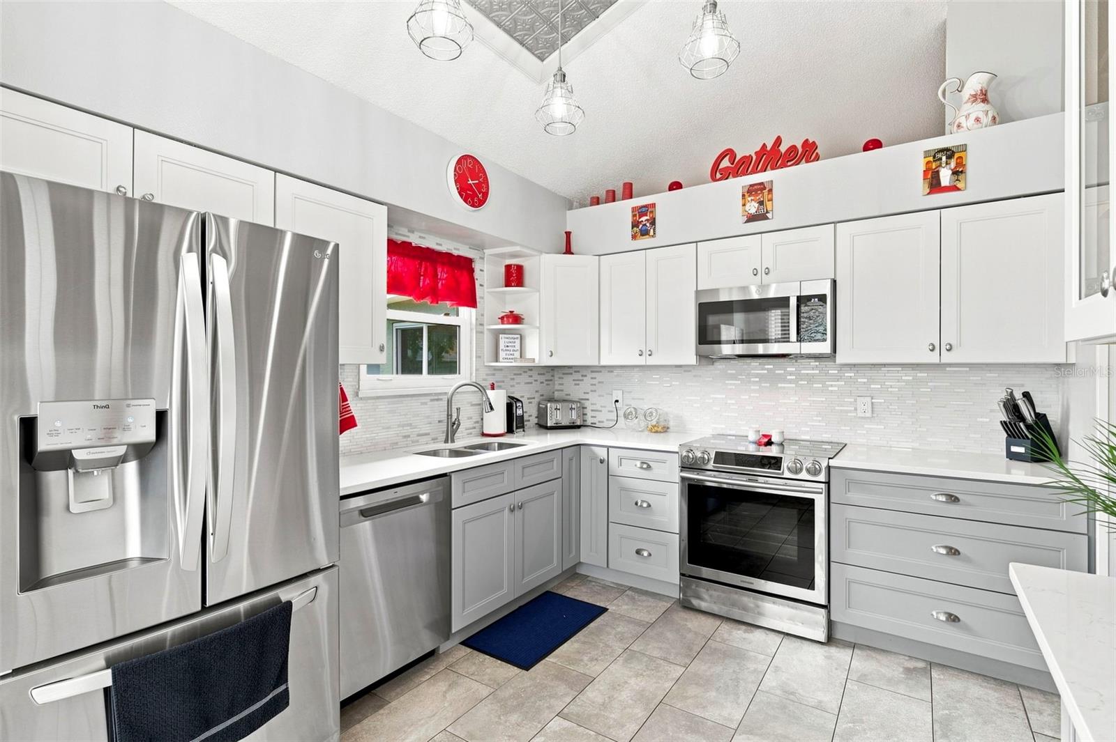 2234 SPRINGFLOWER DR. — photo 8