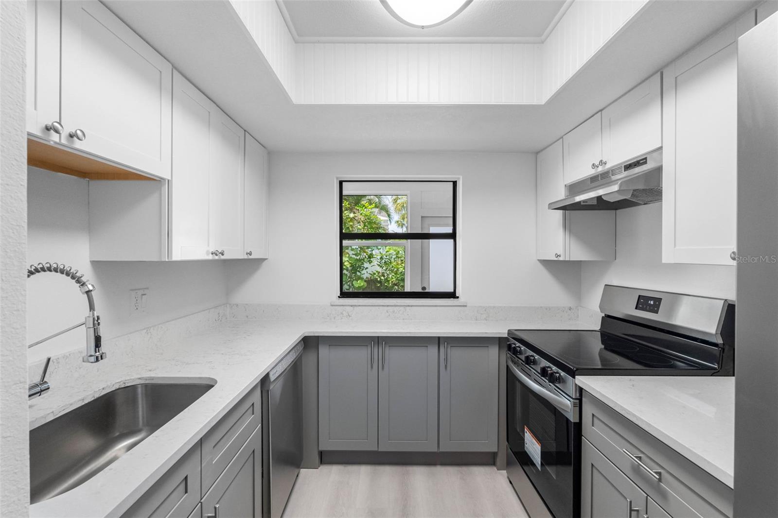 Home in INDIAN ROCKS BEACH — photo 10