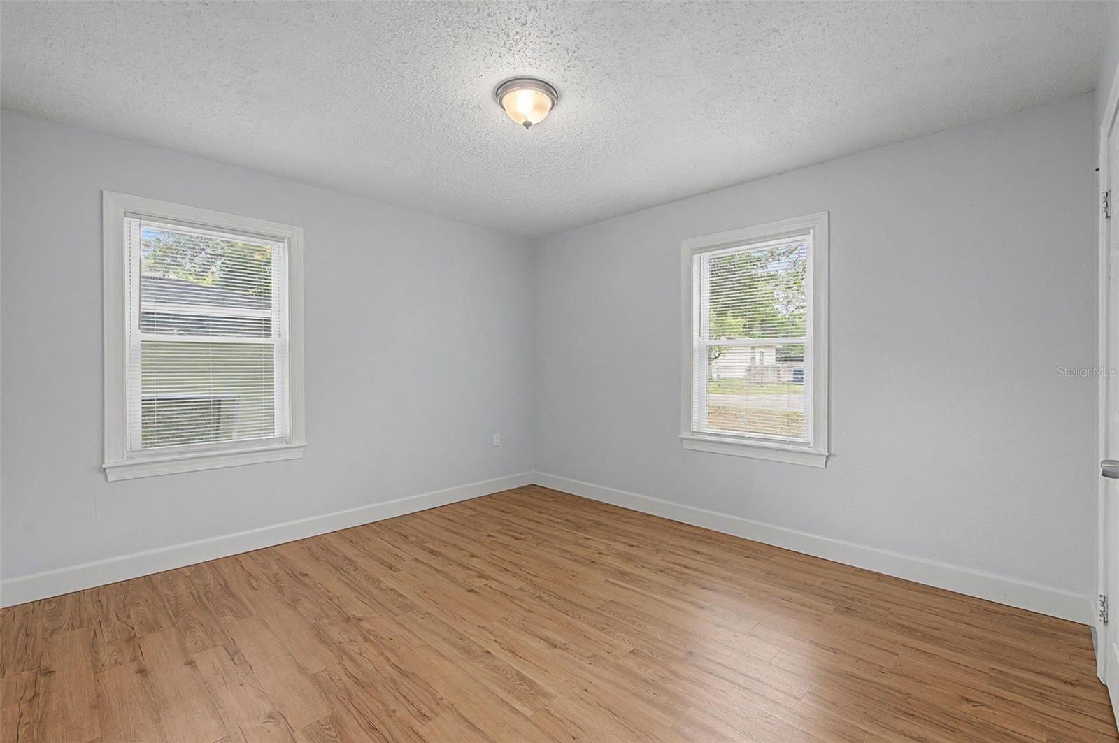 3208 W HARTNETT AVE — photo 21