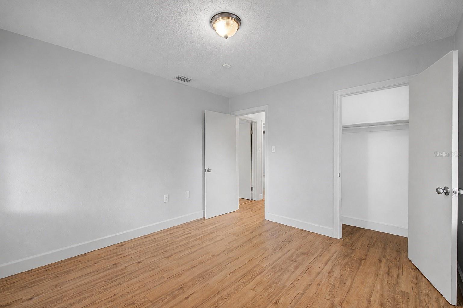 3208 W HARTNETT AVE — photo 18