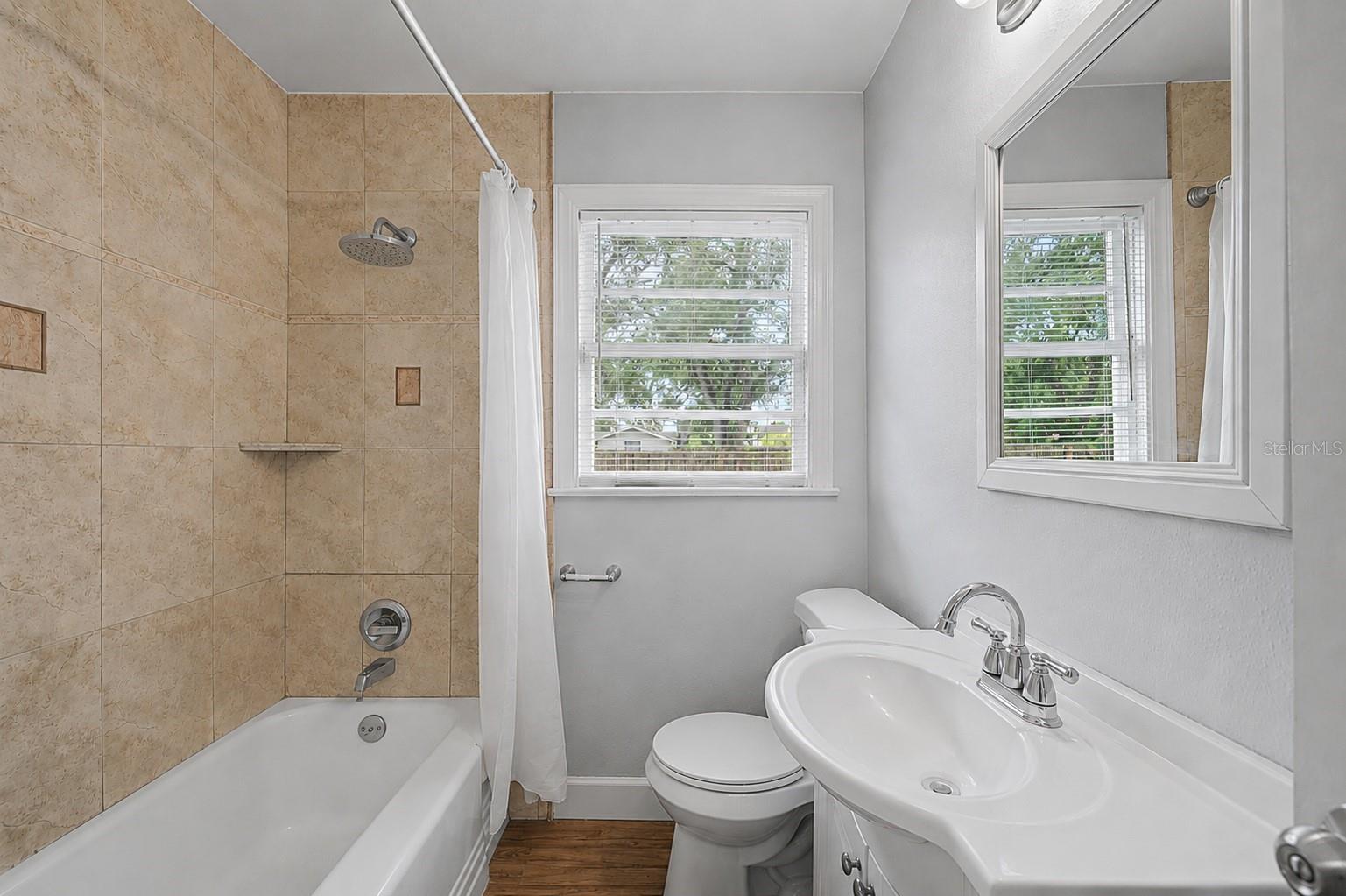 3208 W HARTNETT AVE — photo 22