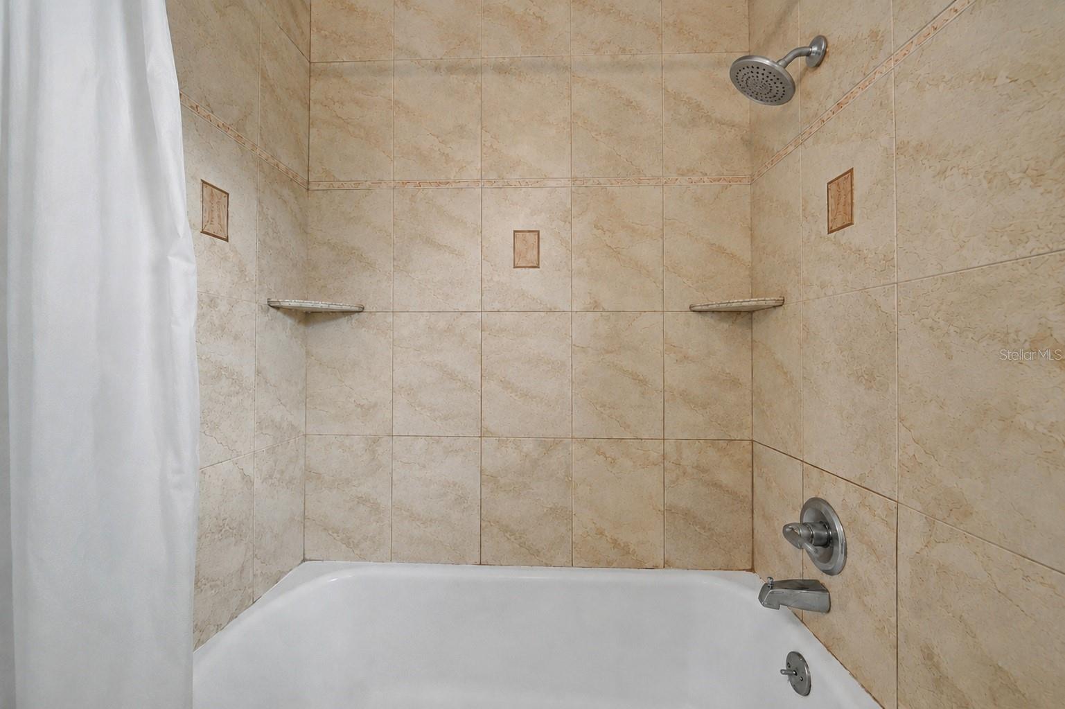 3208 W HARTNETT AVE — photo 23