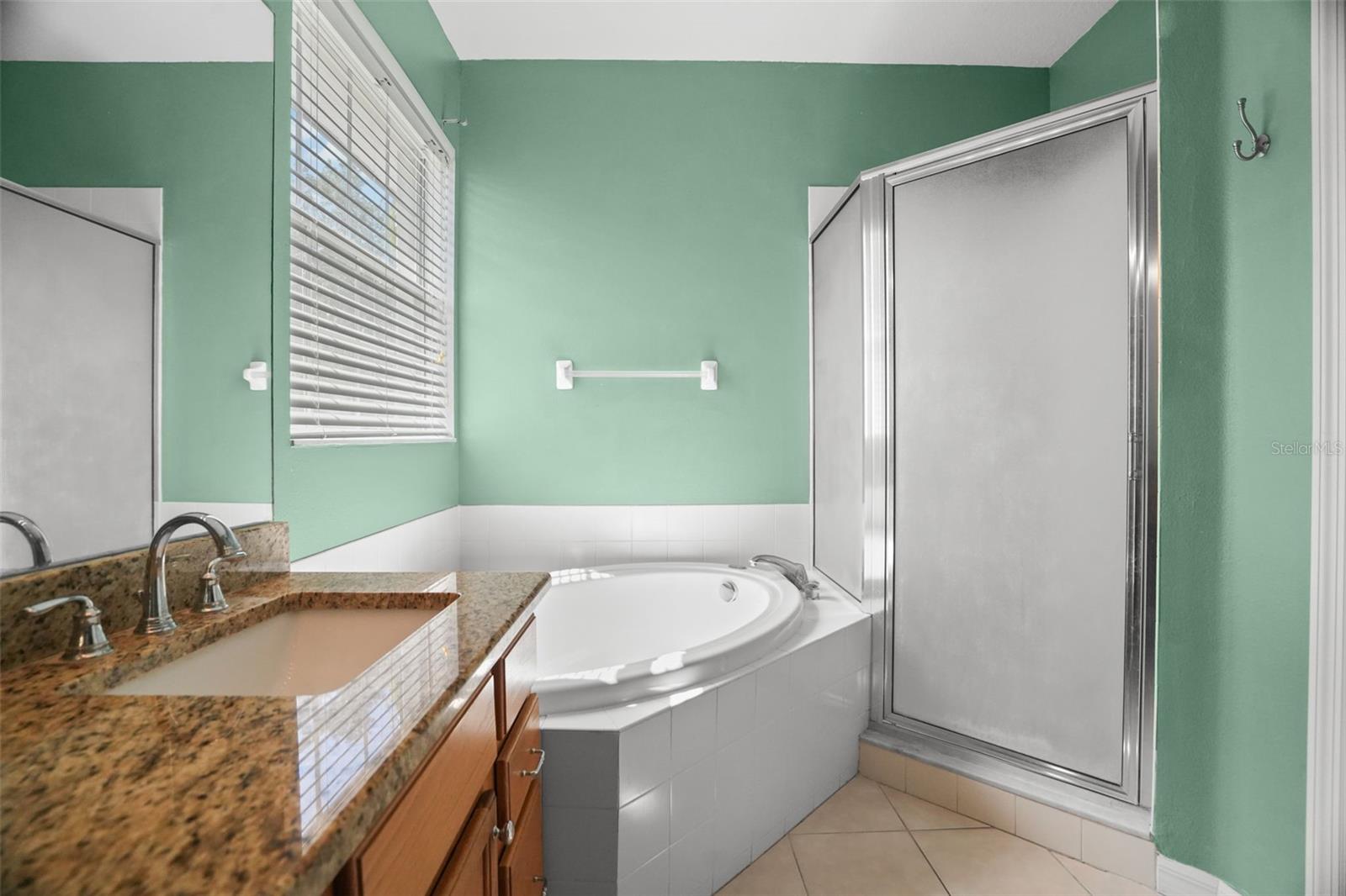 14020 WATERVILLE CIR — photo 24