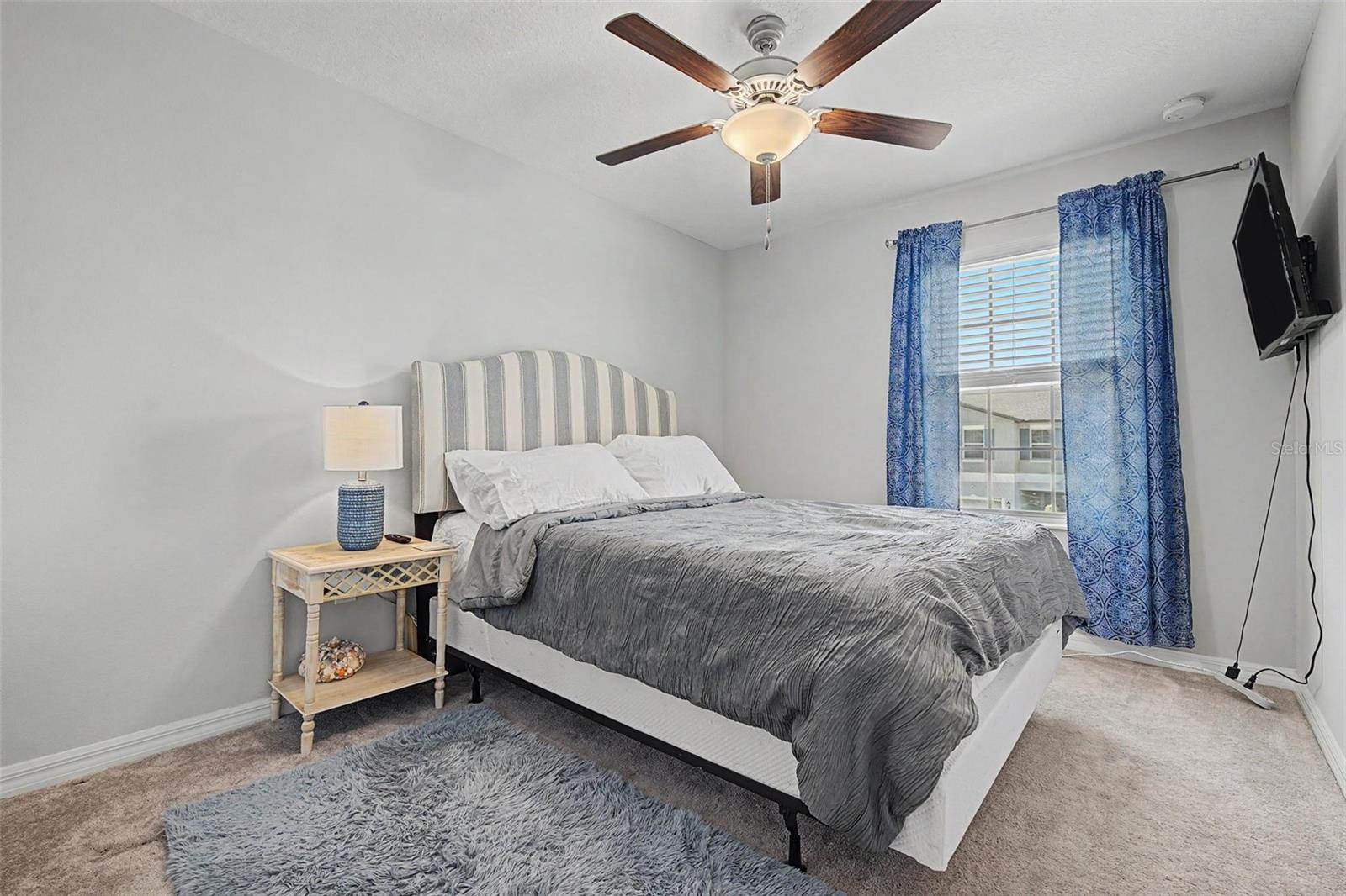 9706 PEMBROOKE PINES DR — photo 19