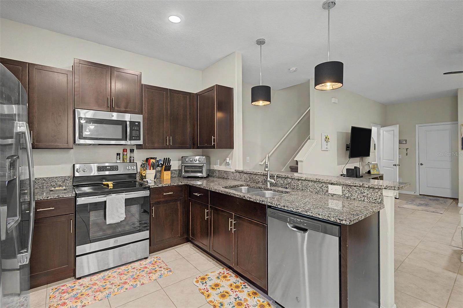9706 PEMBROOKE PINES DR — photo 9