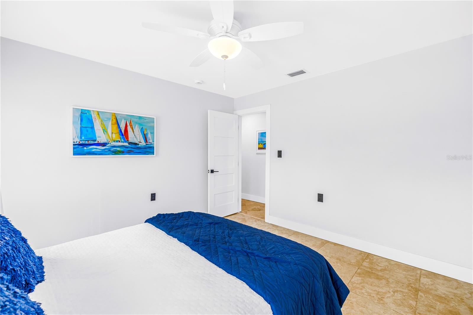 450 64TH AVE — photo 36
