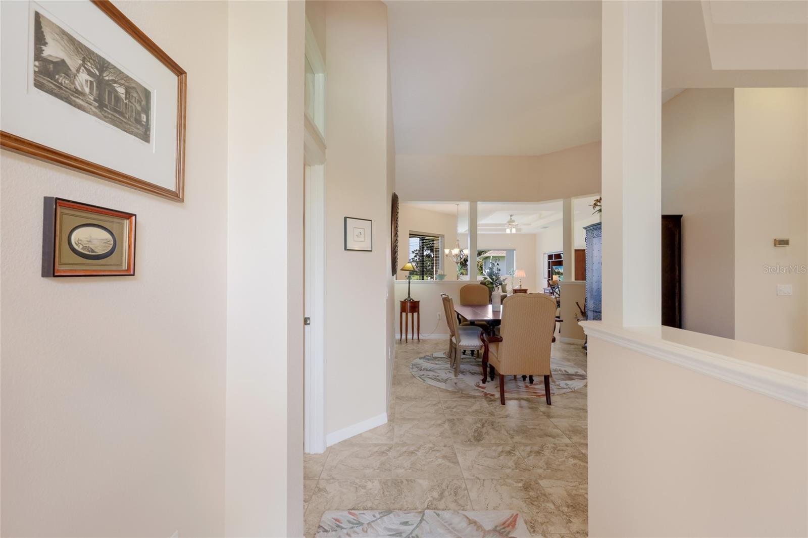 248 DAHLIA CT — photo 5
