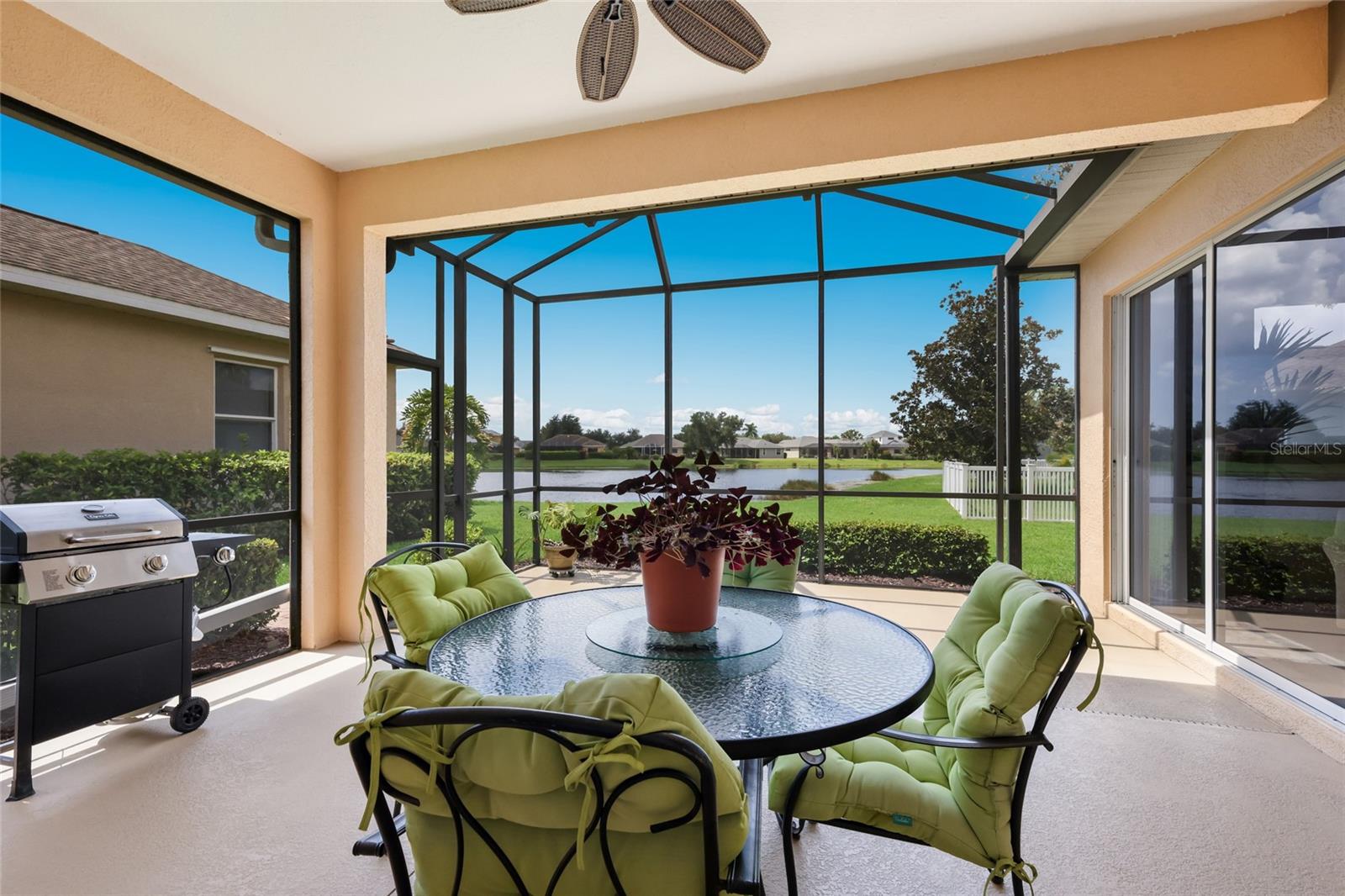 248 DAHLIA CT — photo 29
