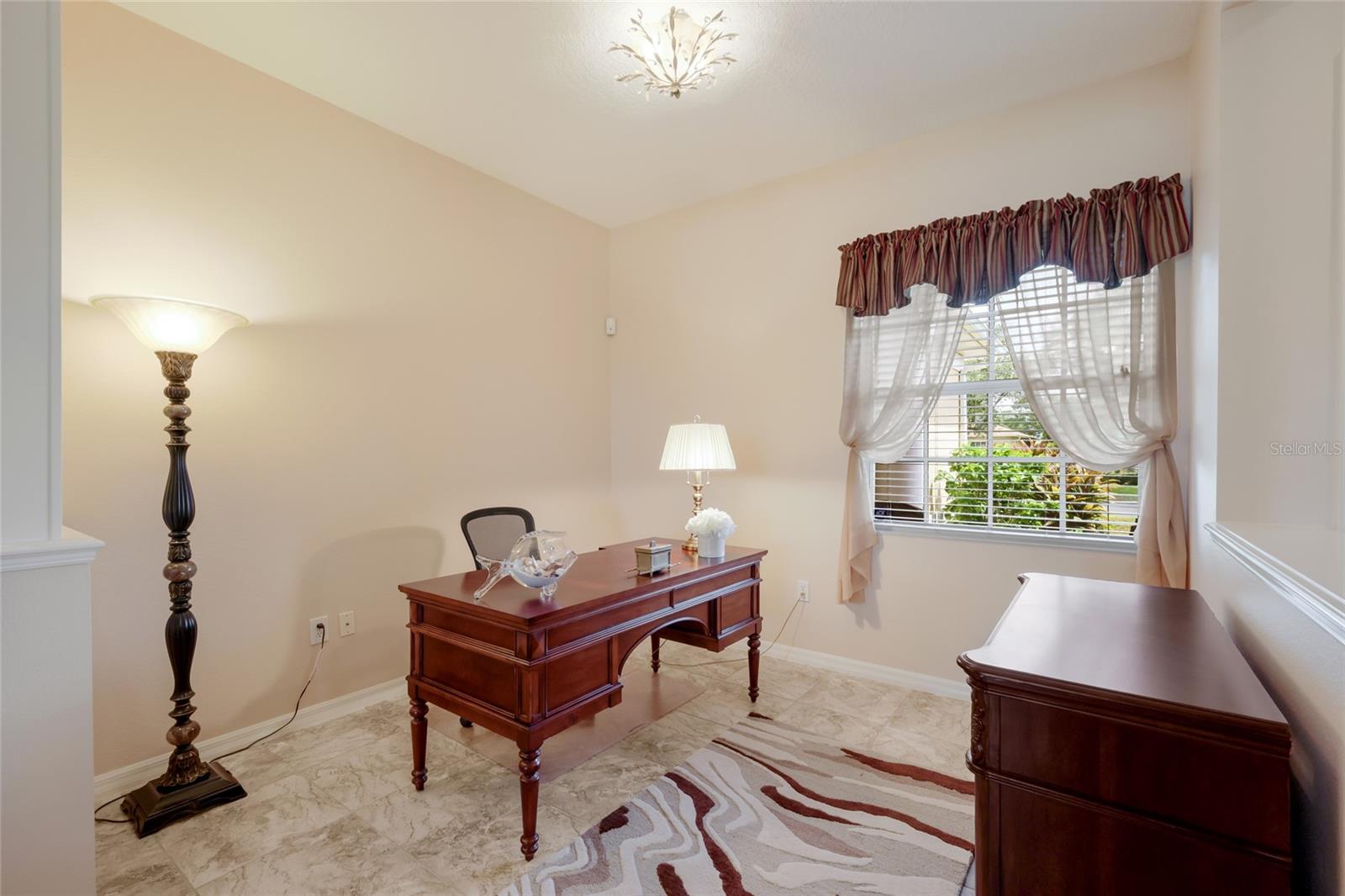 248 DAHLIA CT — photo 7