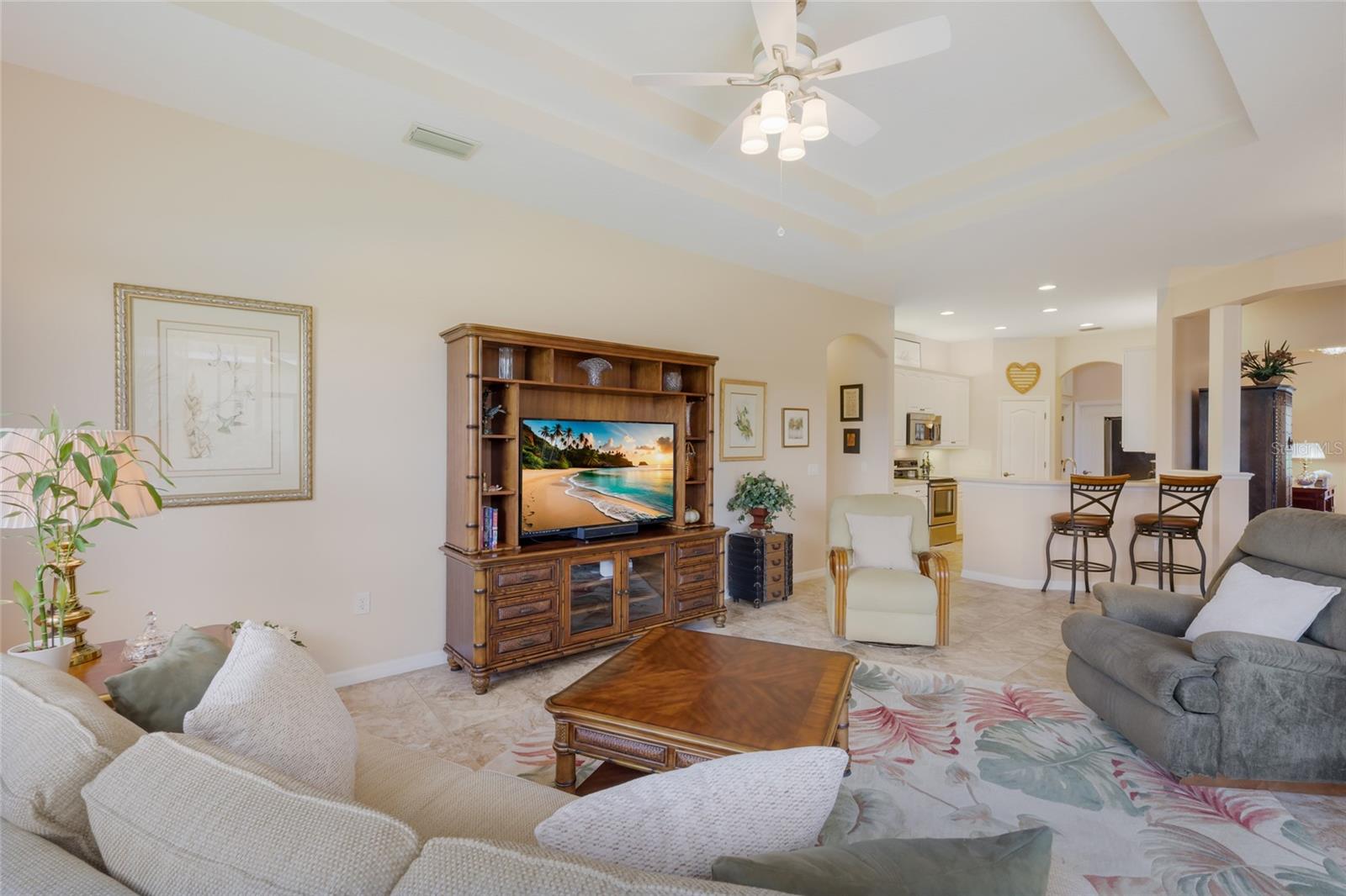 248 DAHLIA CT — photo 14