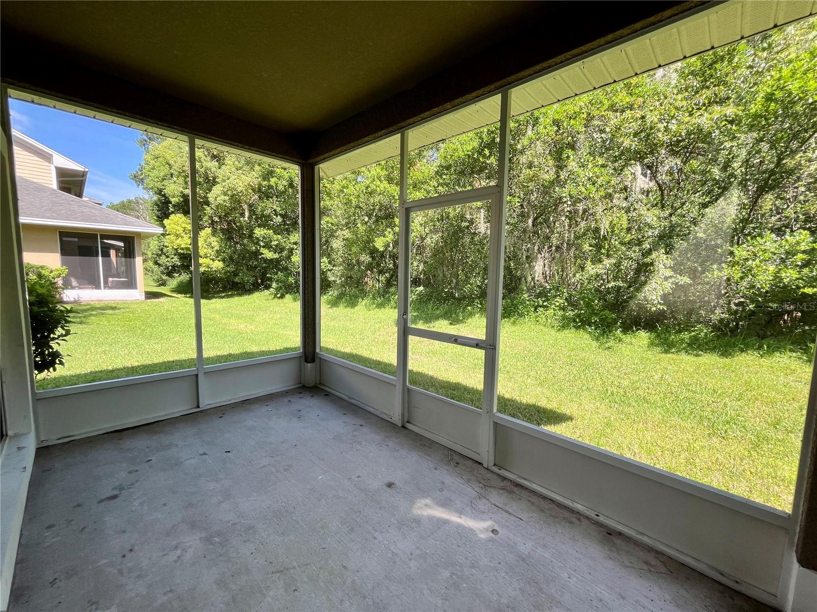 8202 DOWNPATRICK CT — photo 30