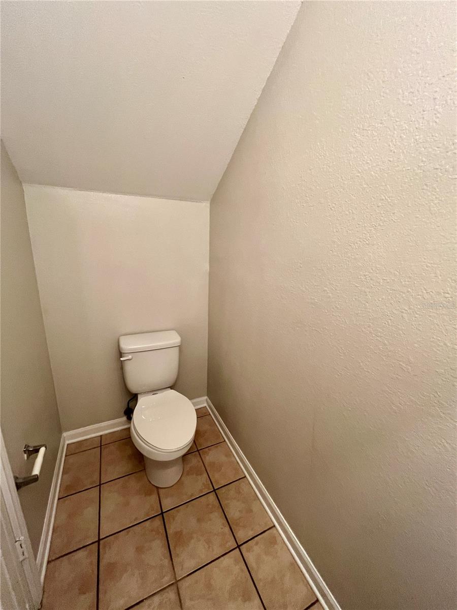 8202 DOWNPATRICK CT — photo 10