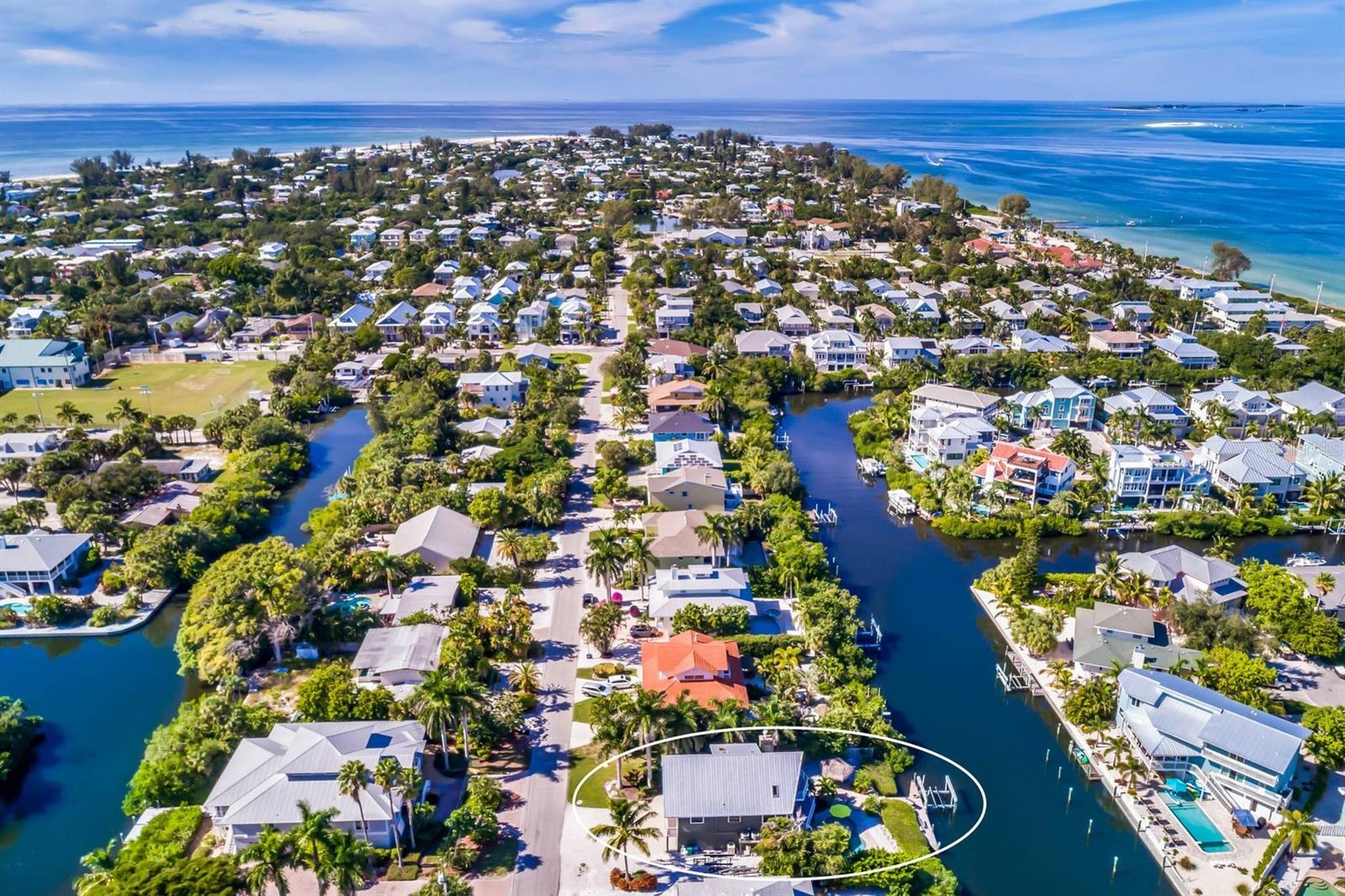 322 TARPON ST — photo 45
