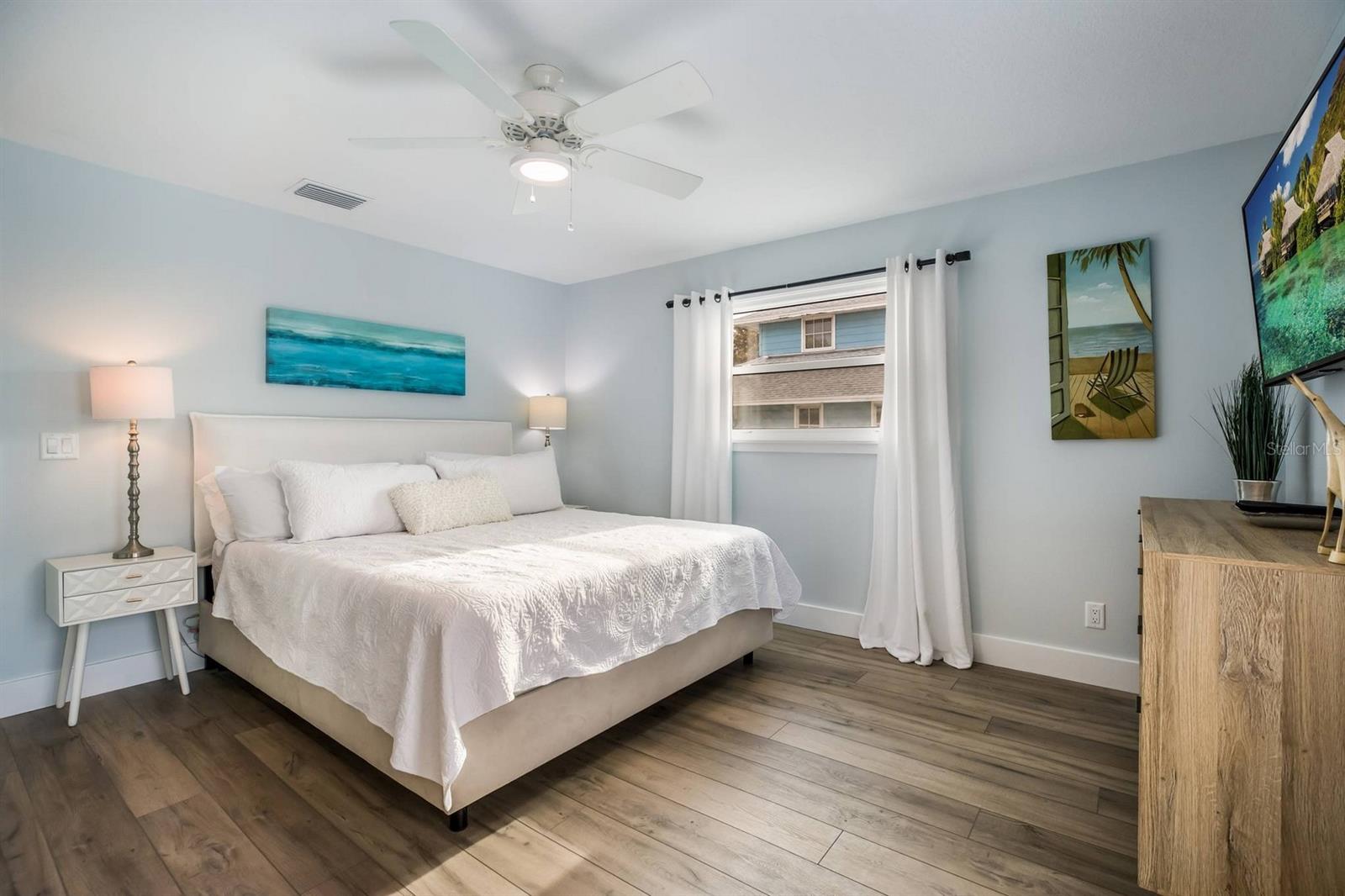 322 TARPON ST — photo 17