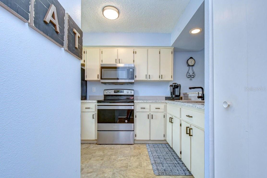 4925 MYRTLE OAK DR #25 — photo 17