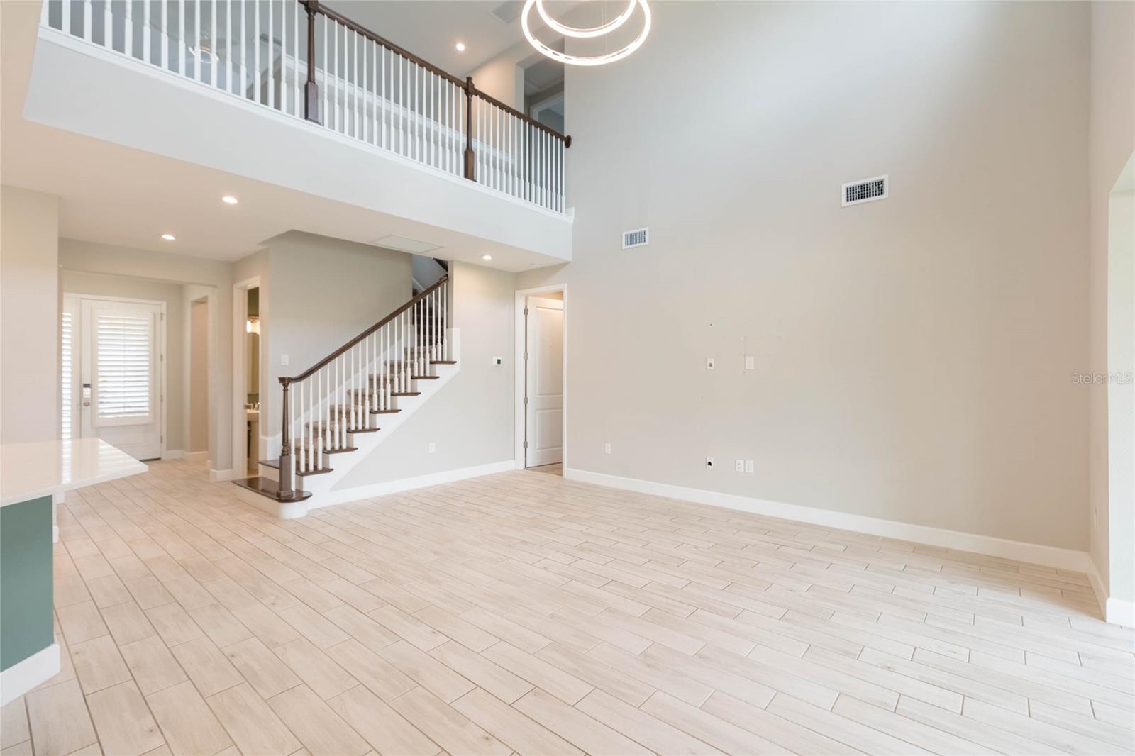 13649 CANNON DR — photo 6