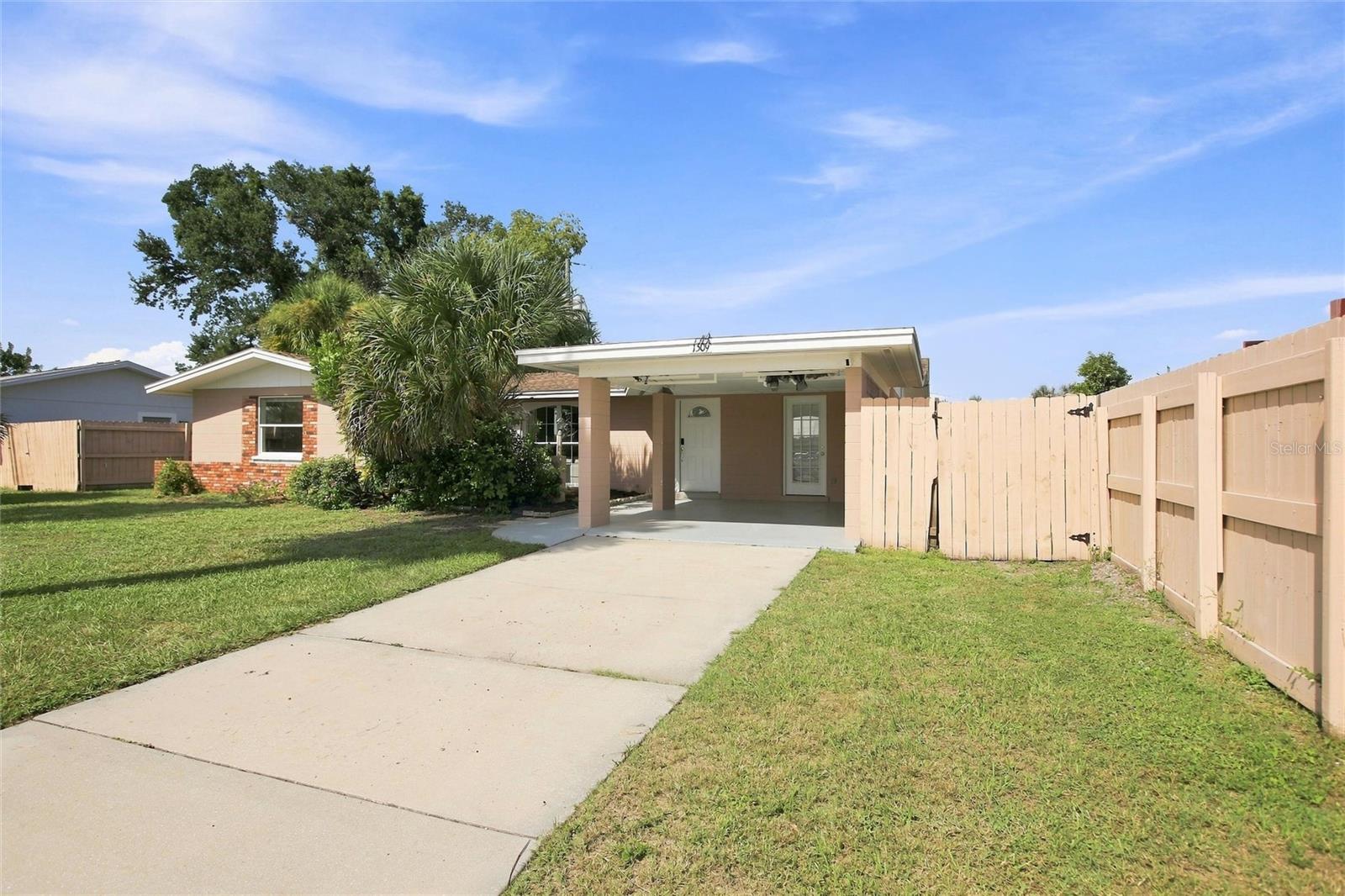 1509 BANYAN DR — photo 5