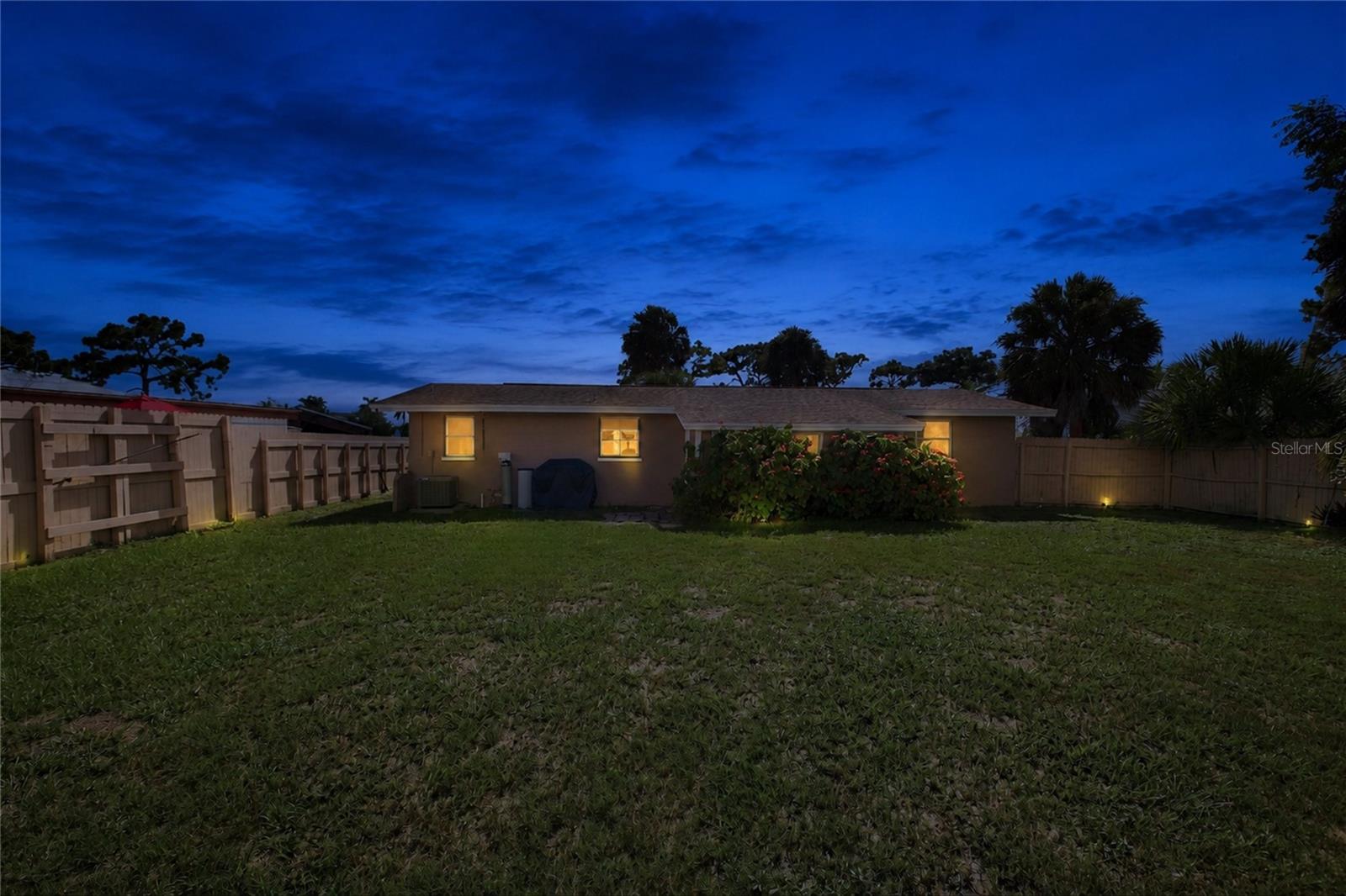 1509 BANYAN DR — photo 3