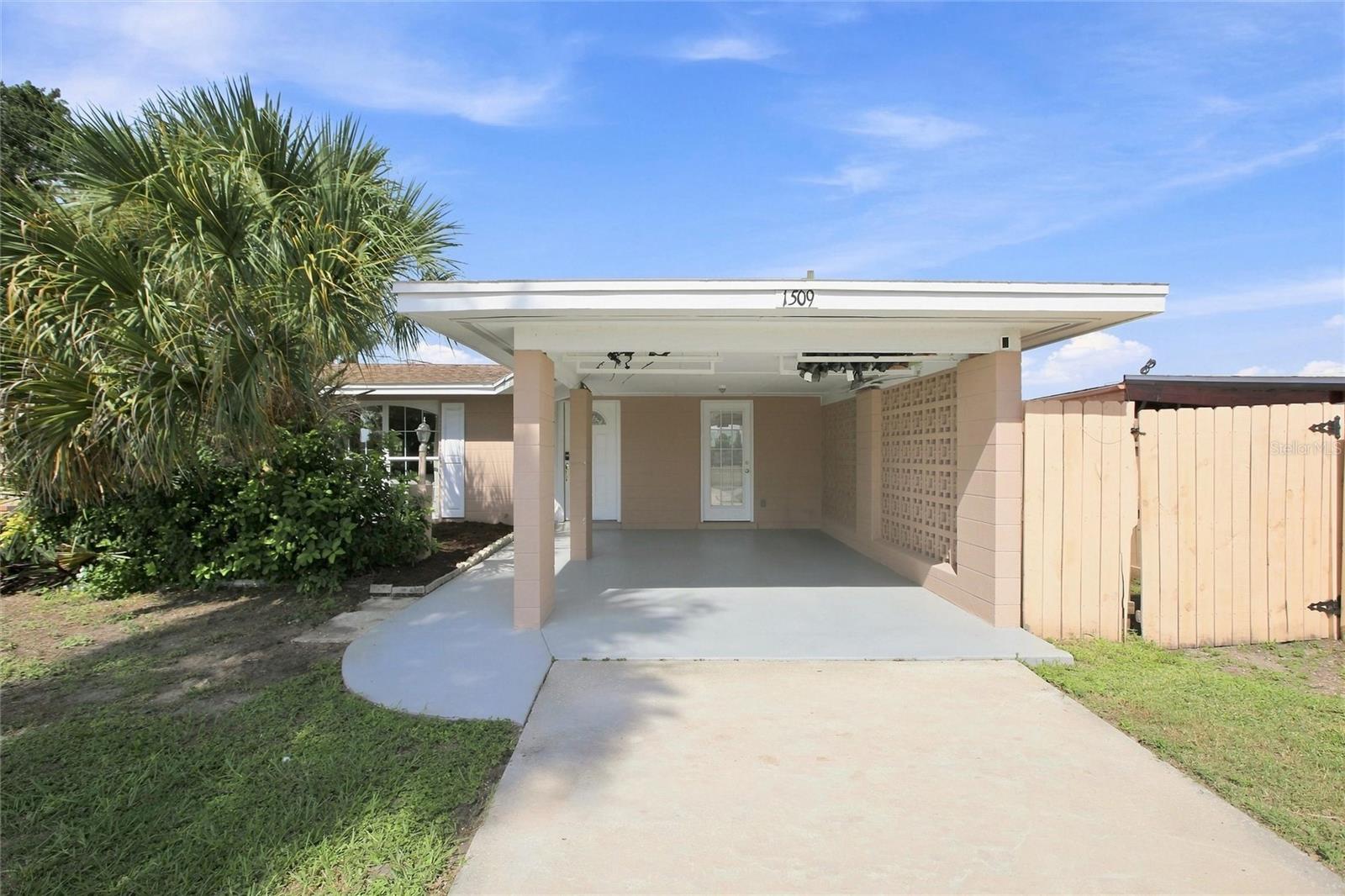 1509 BANYAN DR — photo 6