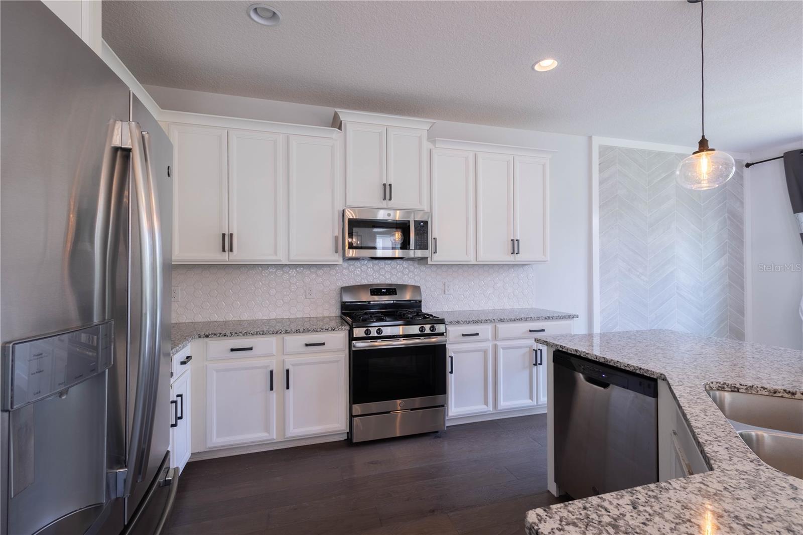 7214 PARADISO DR — photo 24
