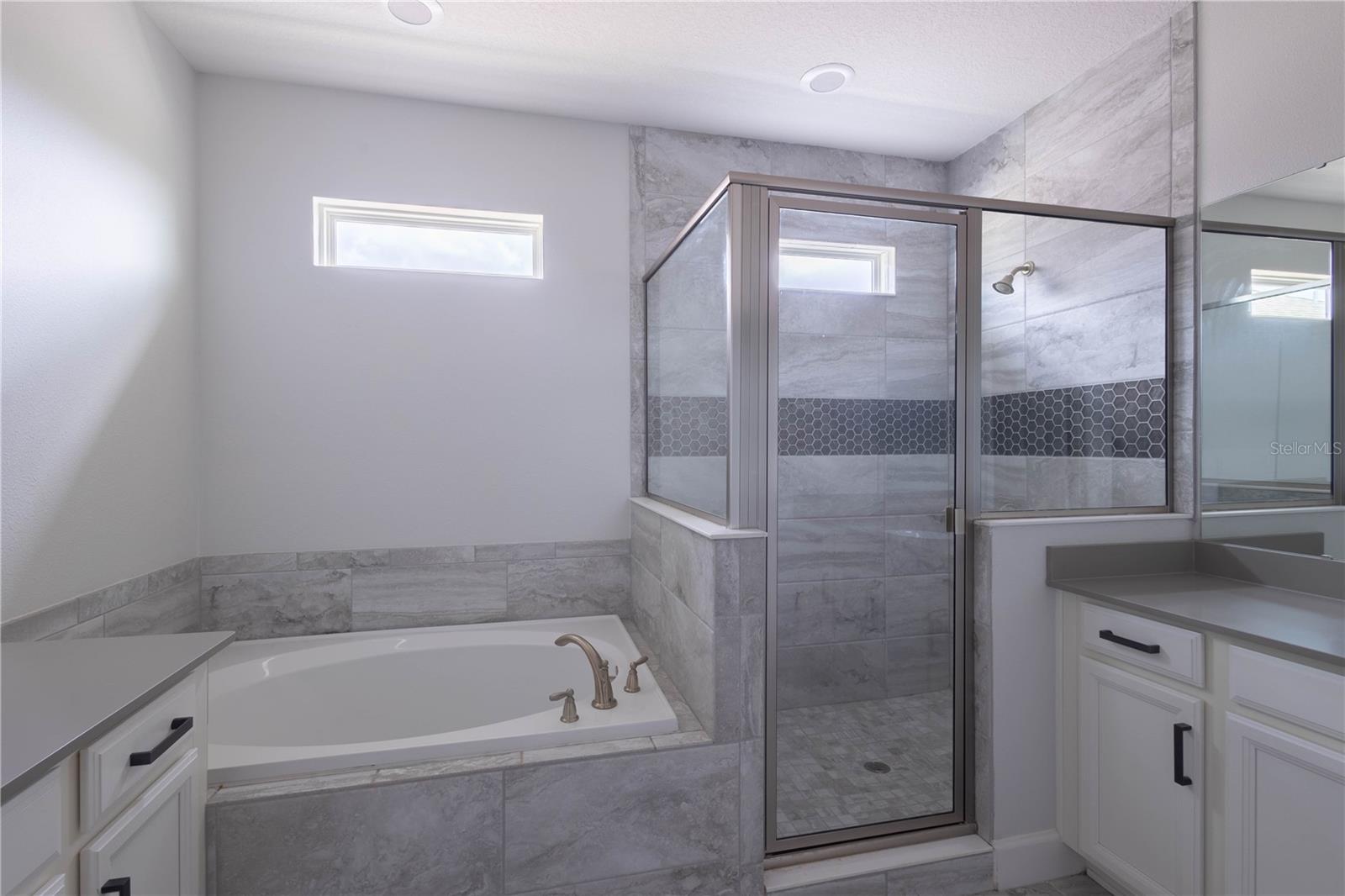 7214 PARADISO DR — photo 38