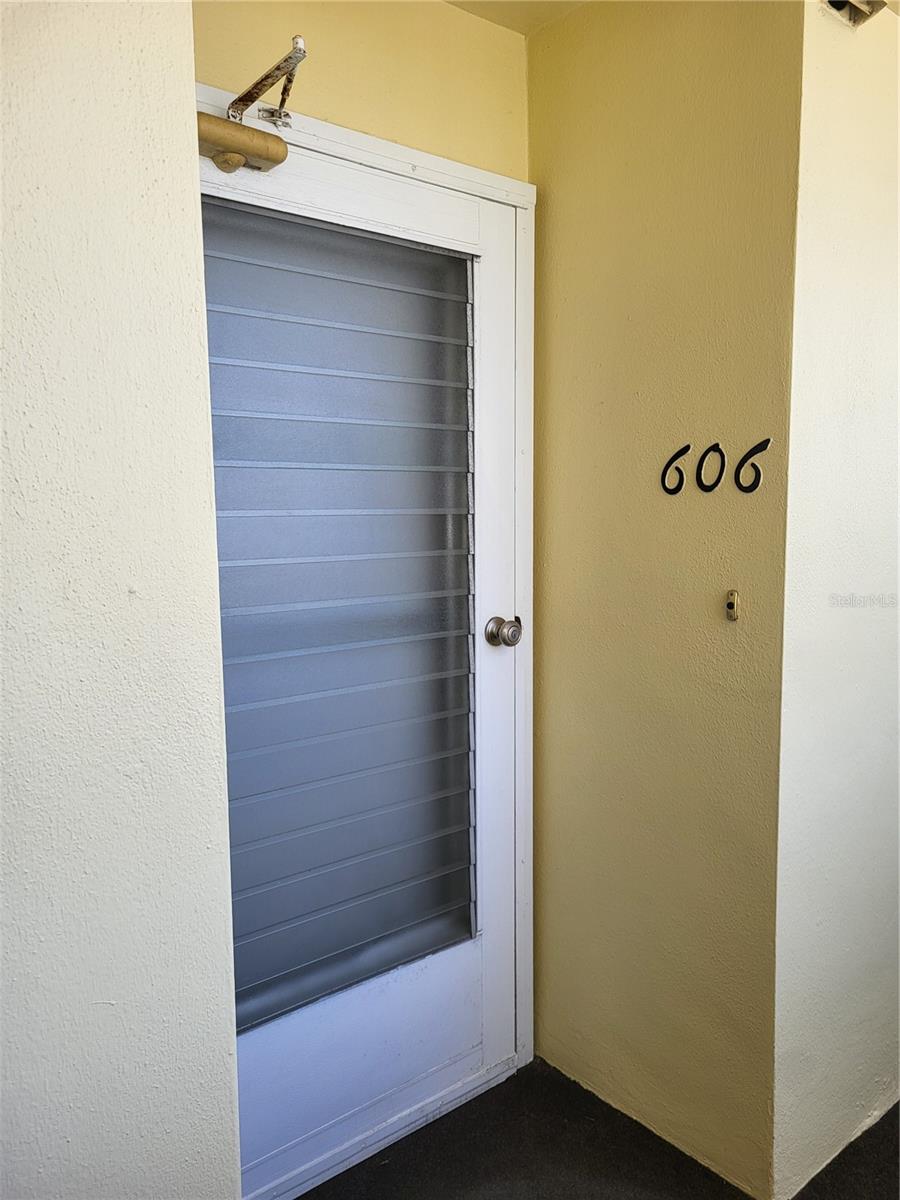 4775 COVE CIR #606 — photo 6