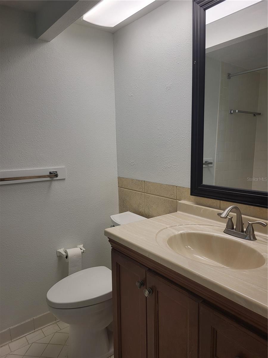 4775 COVE CIR #606 — photo 23