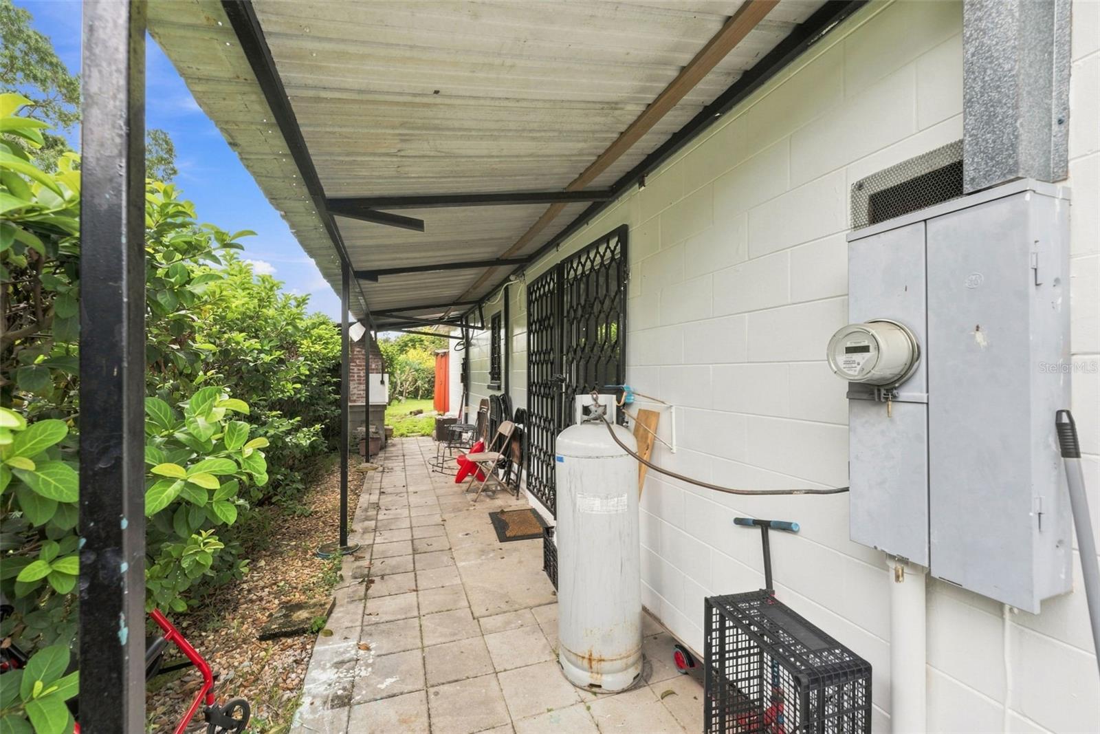 1801 BETHUNE DR — photo 29