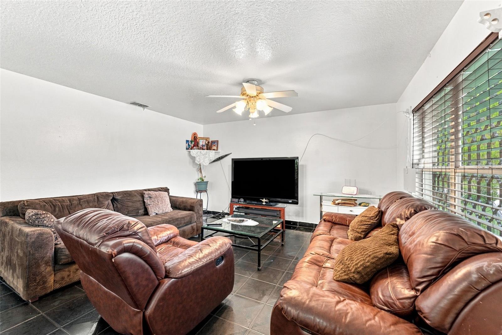 1801 BETHUNE DR — photo 13
