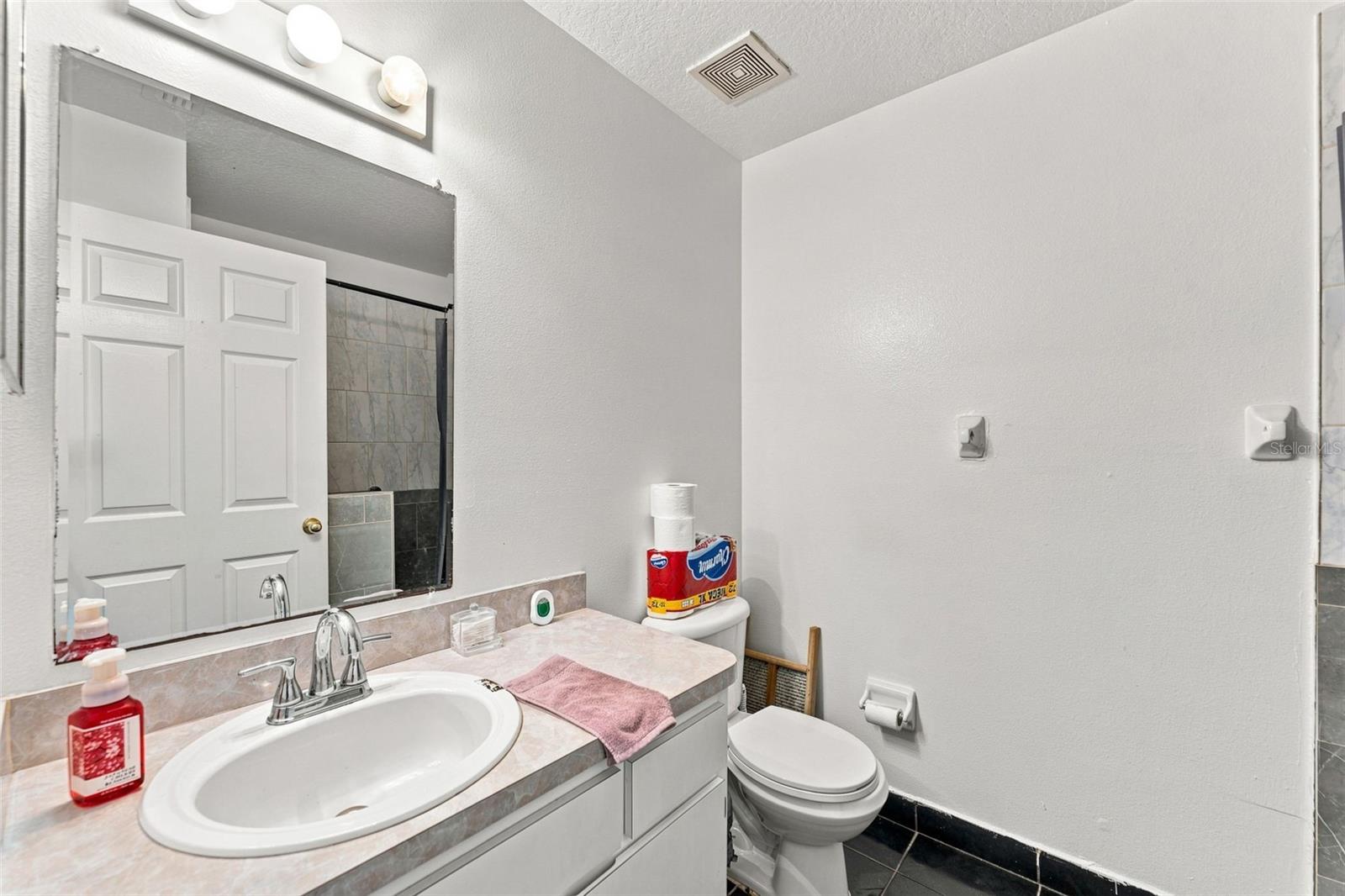 1801 BETHUNE DR — photo 19