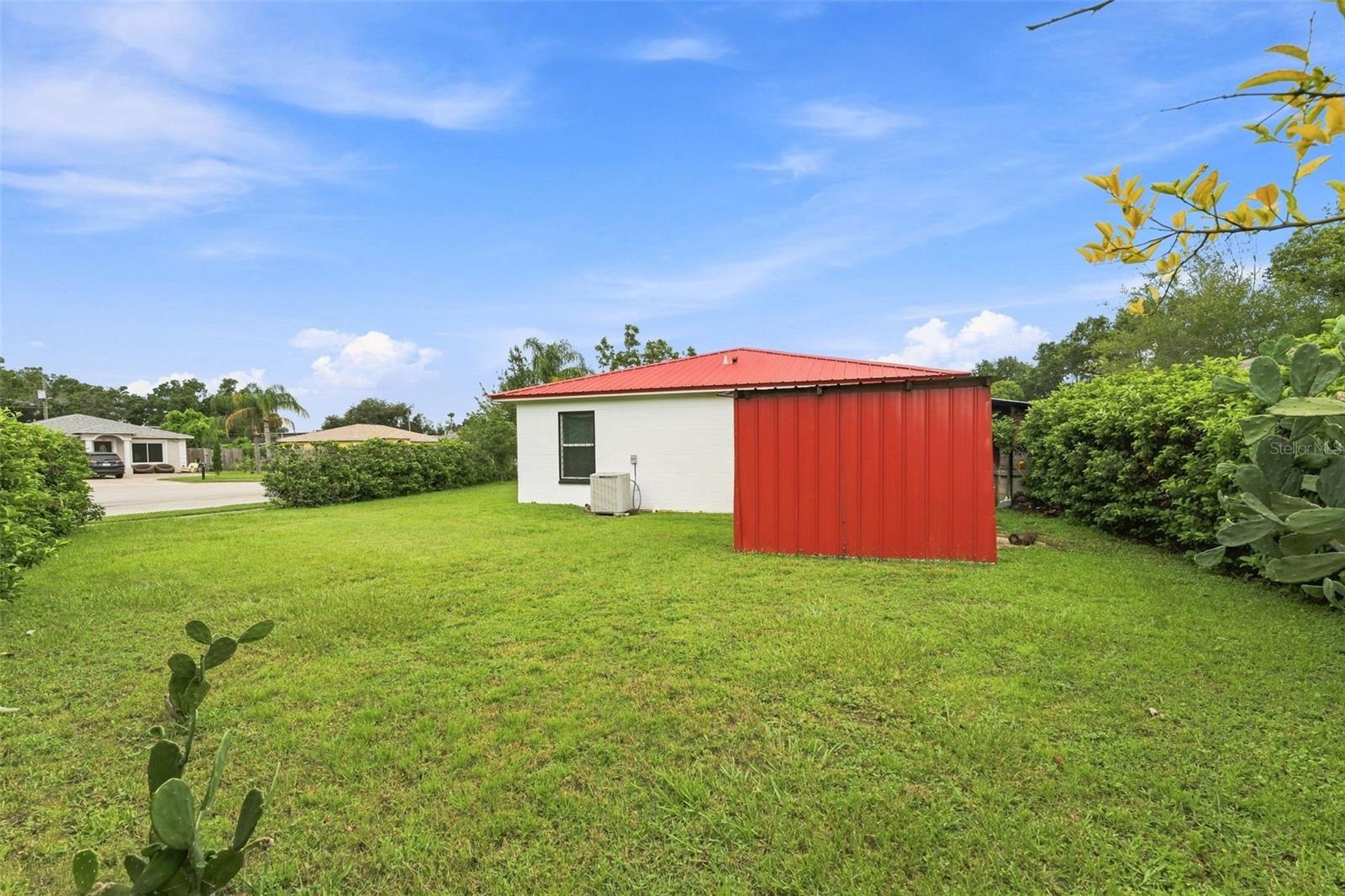 1801 BETHUNE DR — photo 32