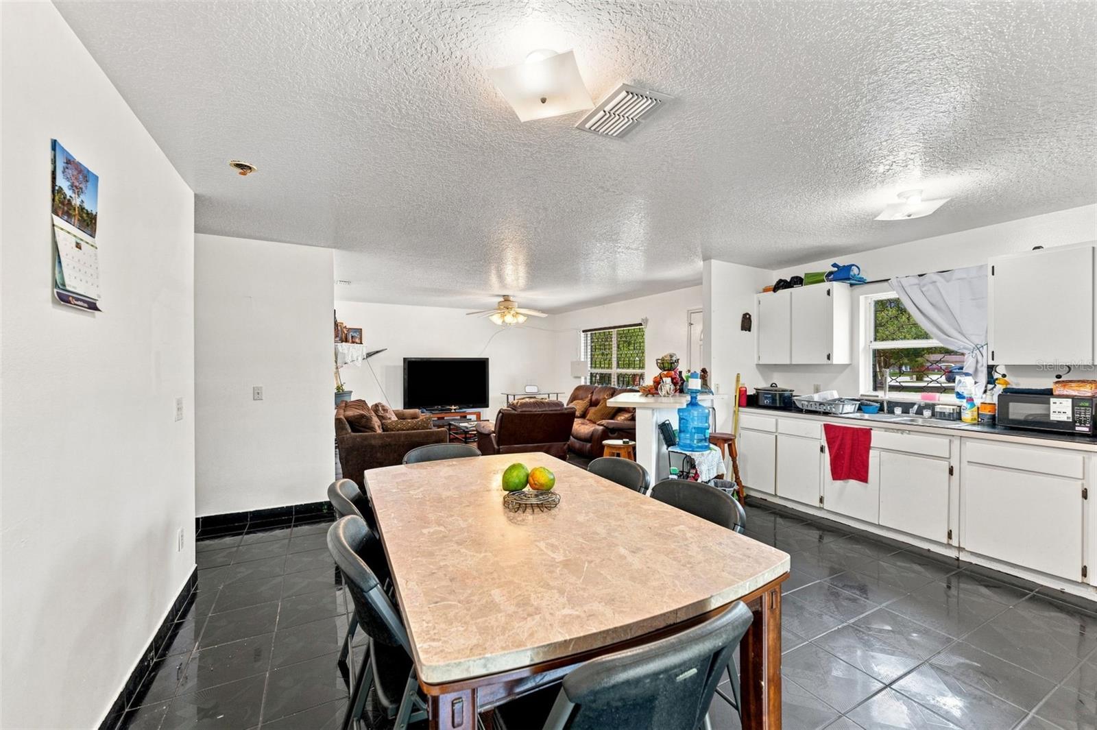 1801 BETHUNE DR — photo 16